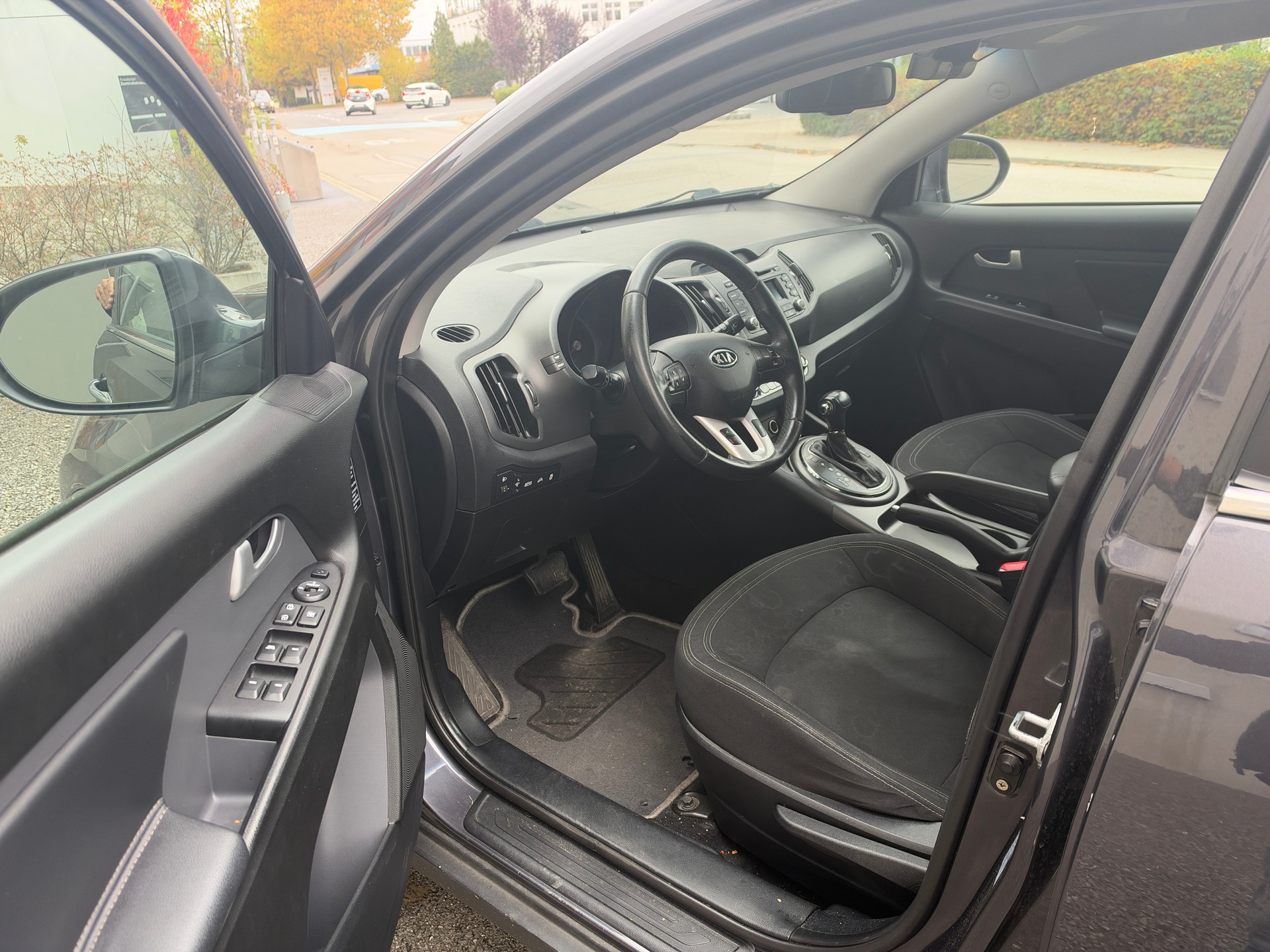 KIA SPORTAGE-image-6