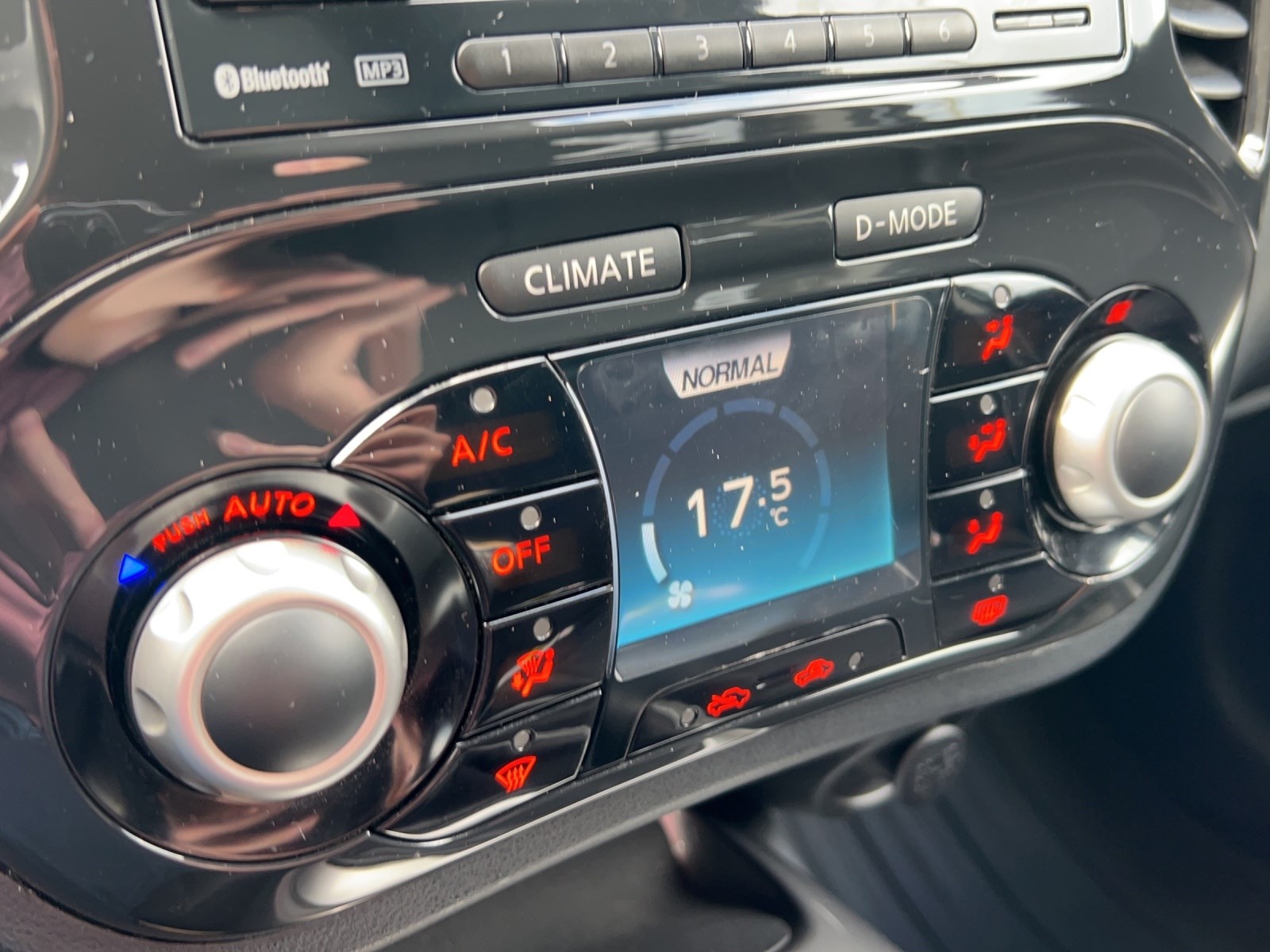 NISSAN Juke 1.5 dCi tekna-image-21