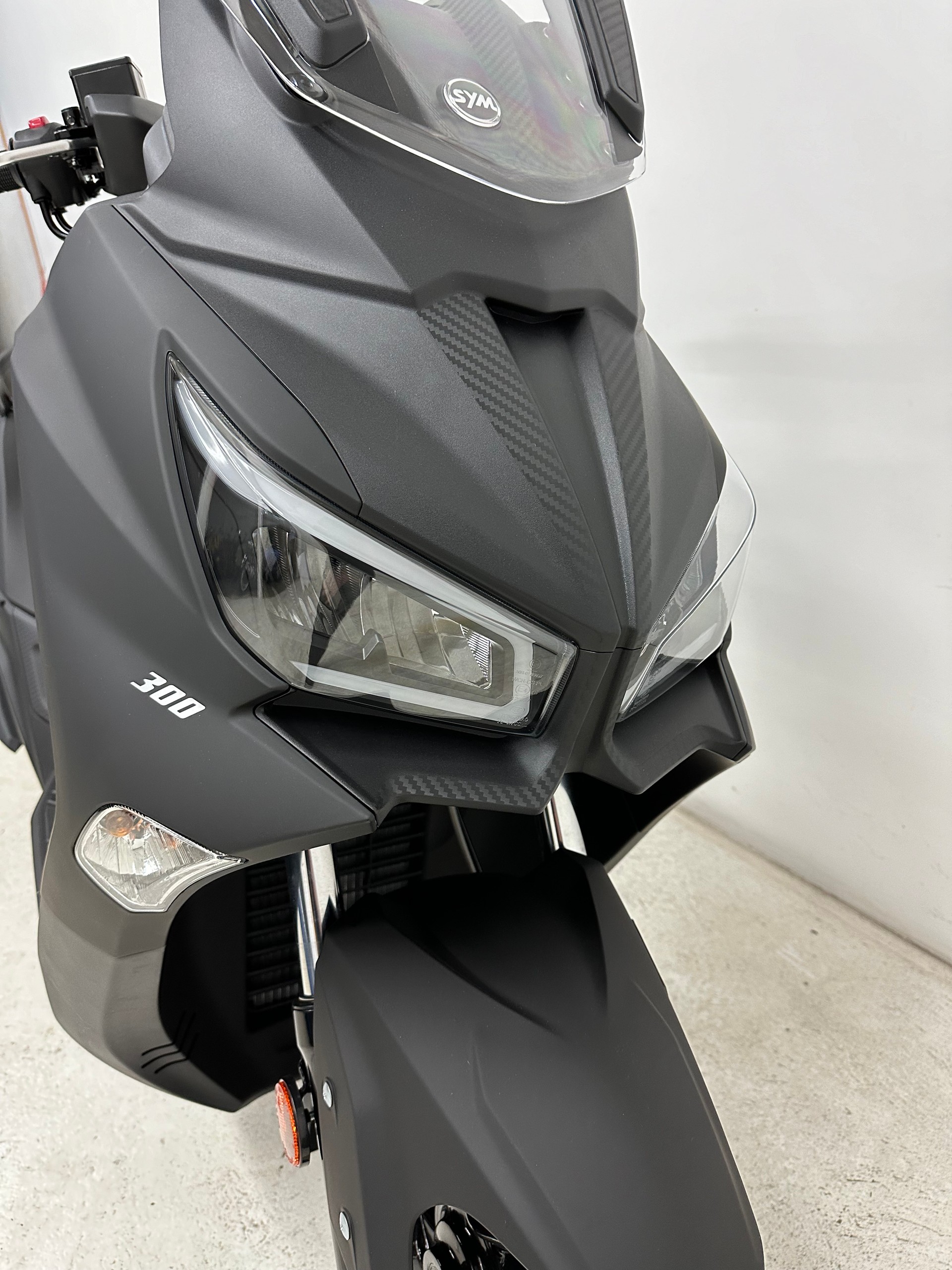 SYM Joymax-Z 300-showroom-element-3