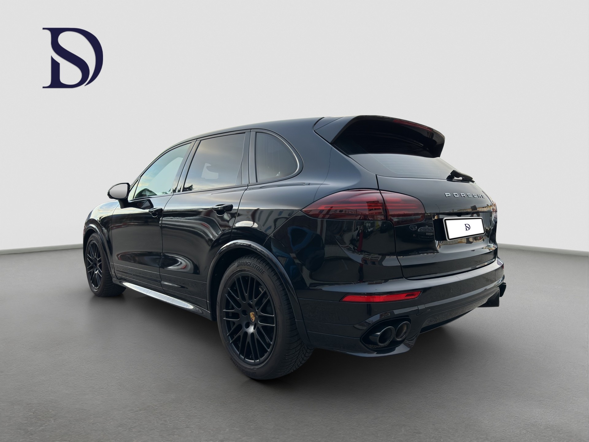 PORSCHE Cayenne GTS-image-4