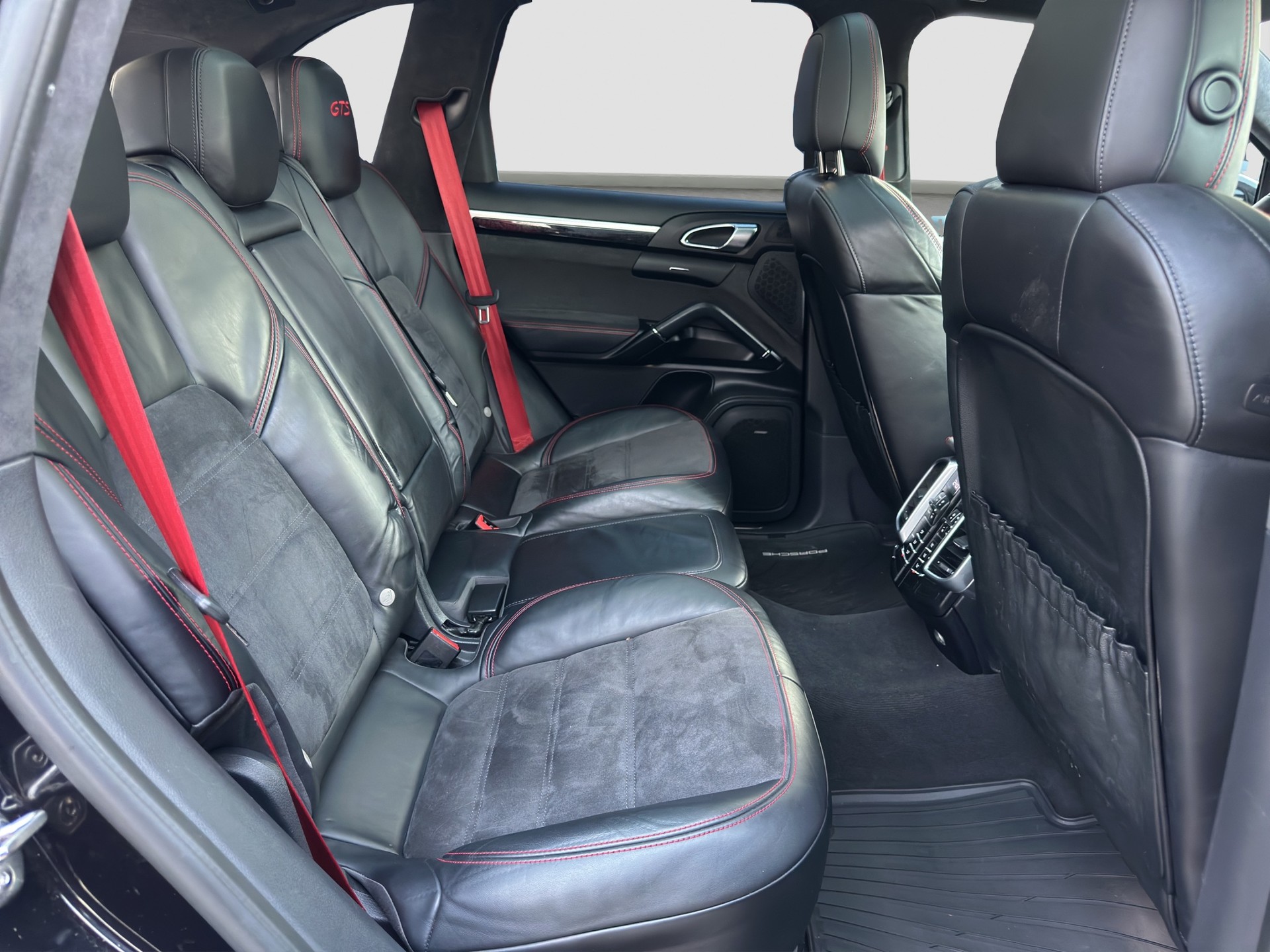 PORSCHE Cayenne GTS-image-20