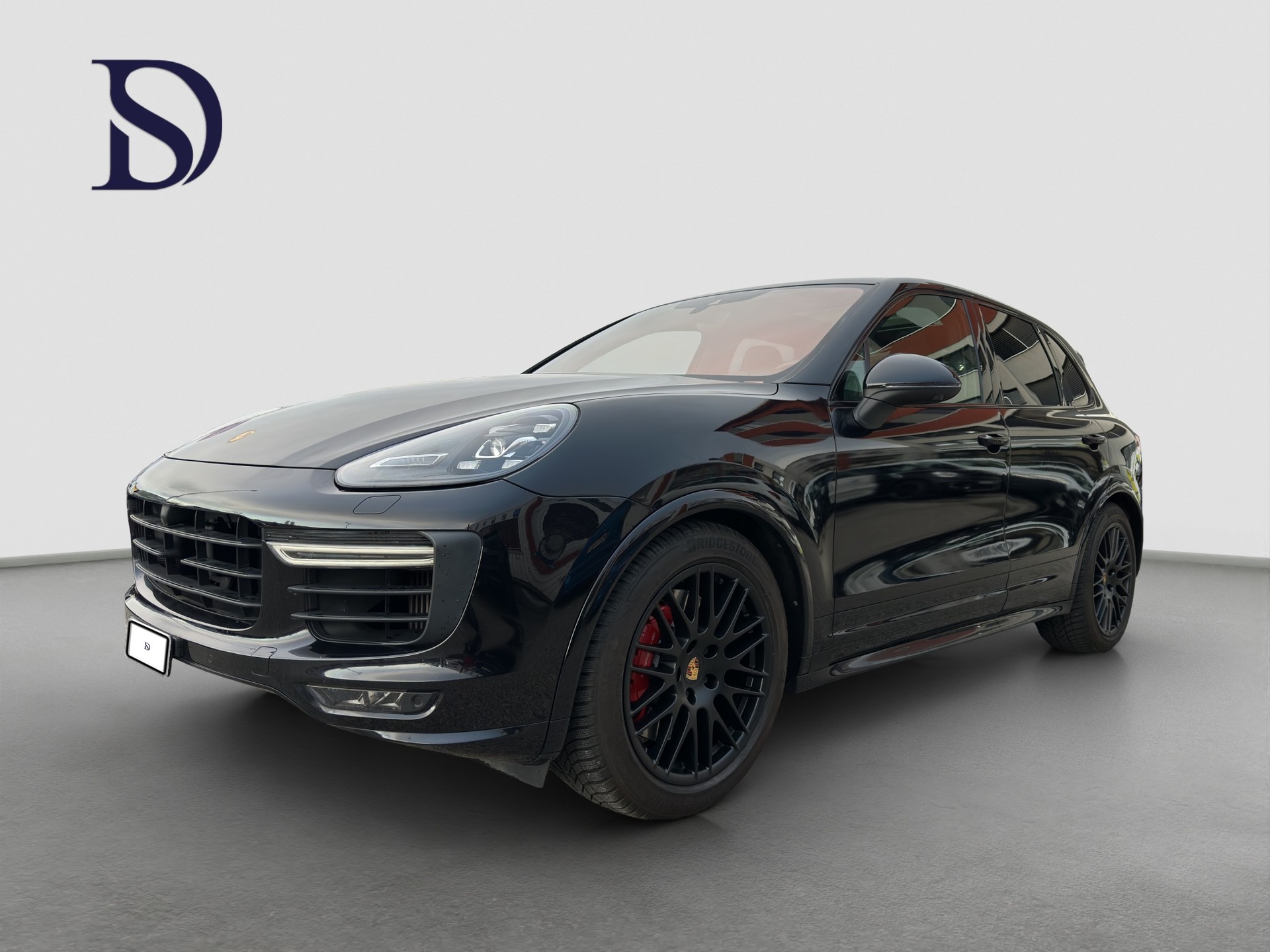 PORSCHE Cayenne GTS-image-2
