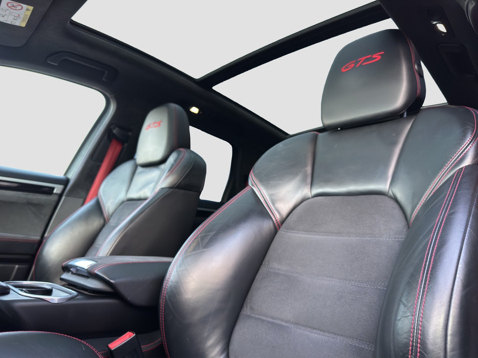 PORSCHE Cayenne GTS-image-22