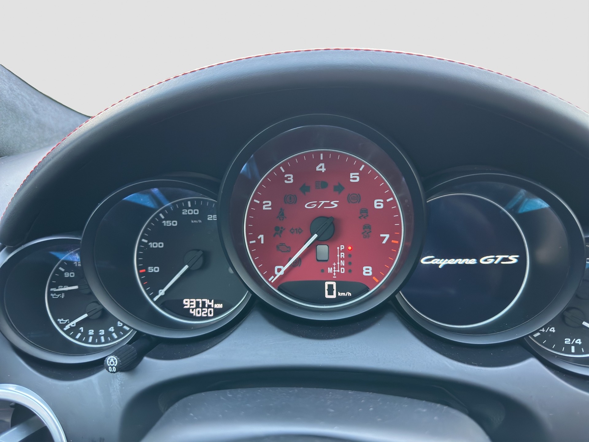 PORSCHE Cayenne GTS-image-12