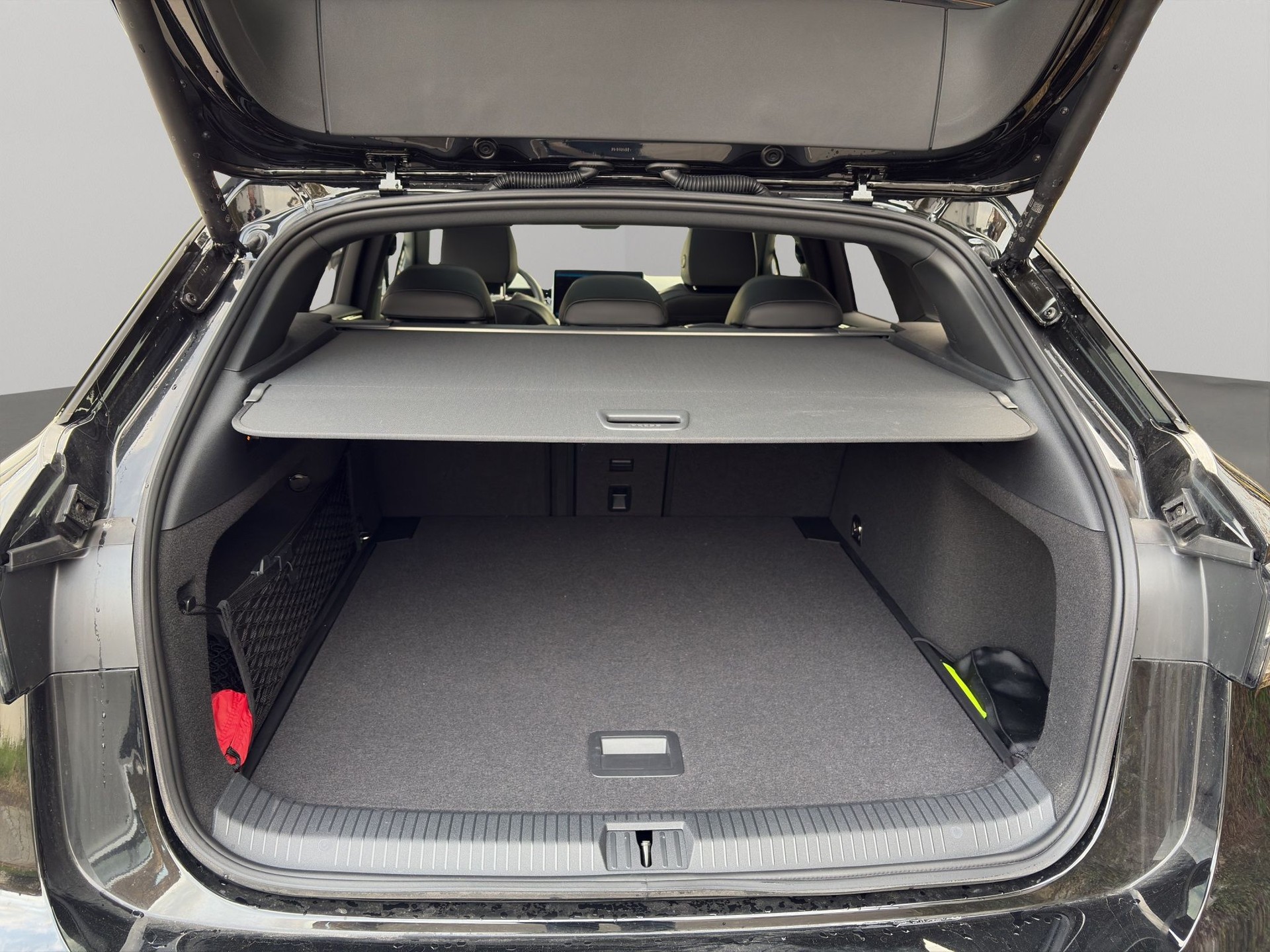VW ID.7 Tourer GTX 86 kWh GTX 4 Motion-image-10