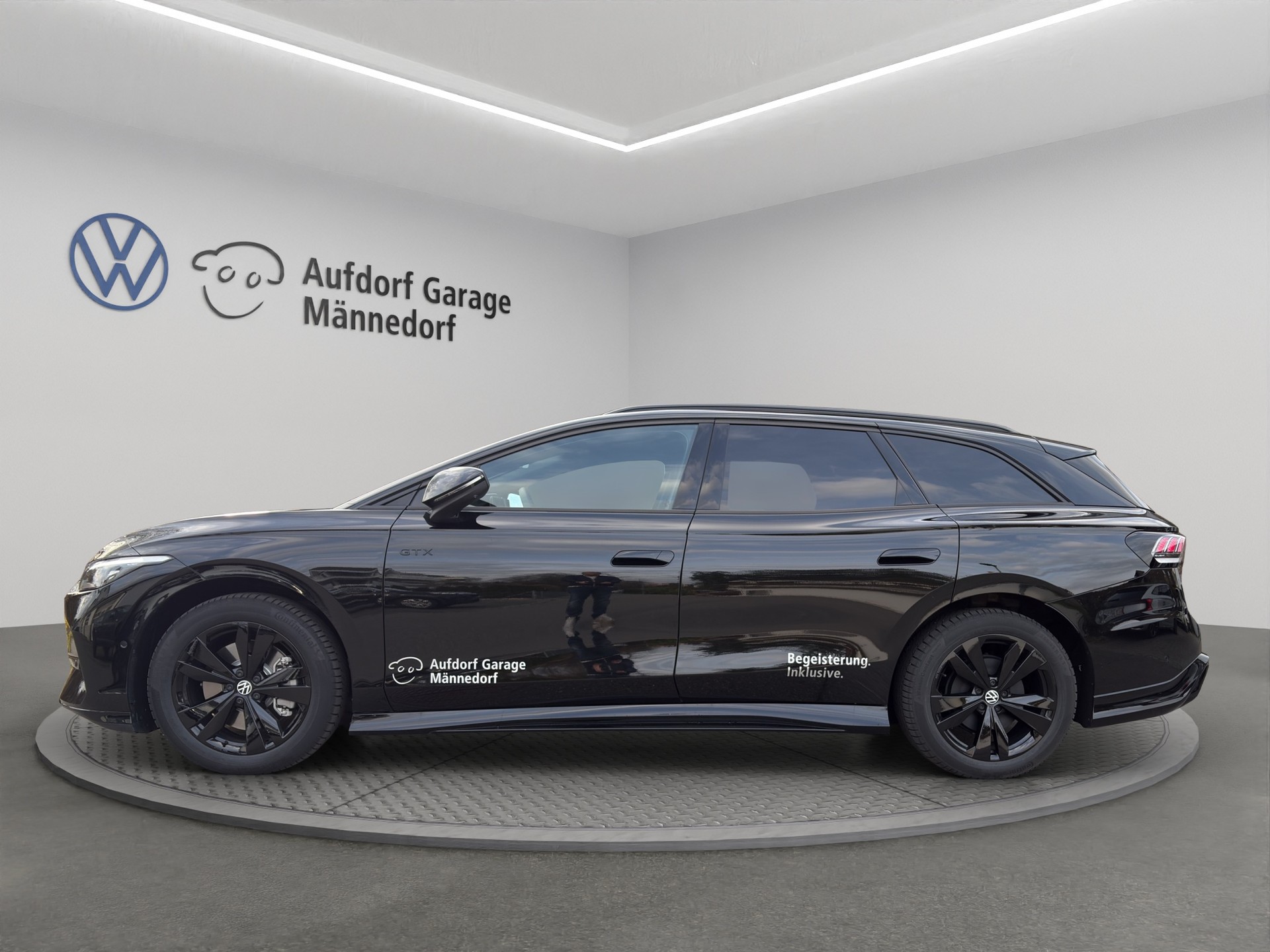 VW ID.7 Tourer GTX 86 kWh GTX 4 Motion-image-2