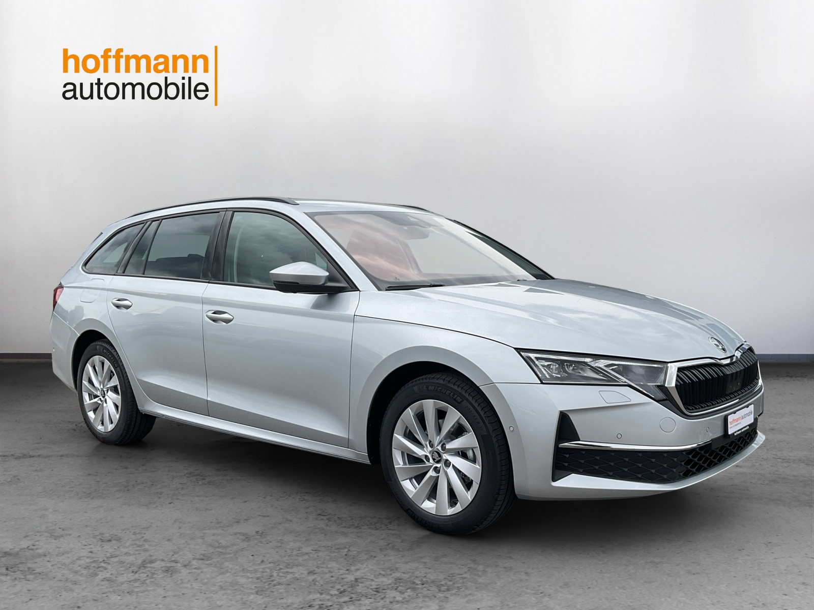SKODA Octavia Combi 1.5 TSI mHEV DSG Selection-image-2