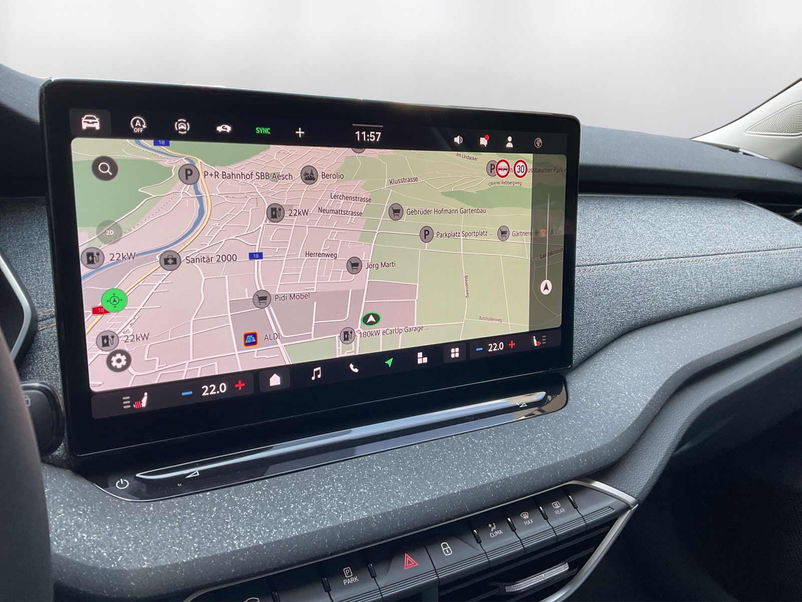 SKODA Octavia Combi 1.5 TSI mHEV DSG Selection-image-9