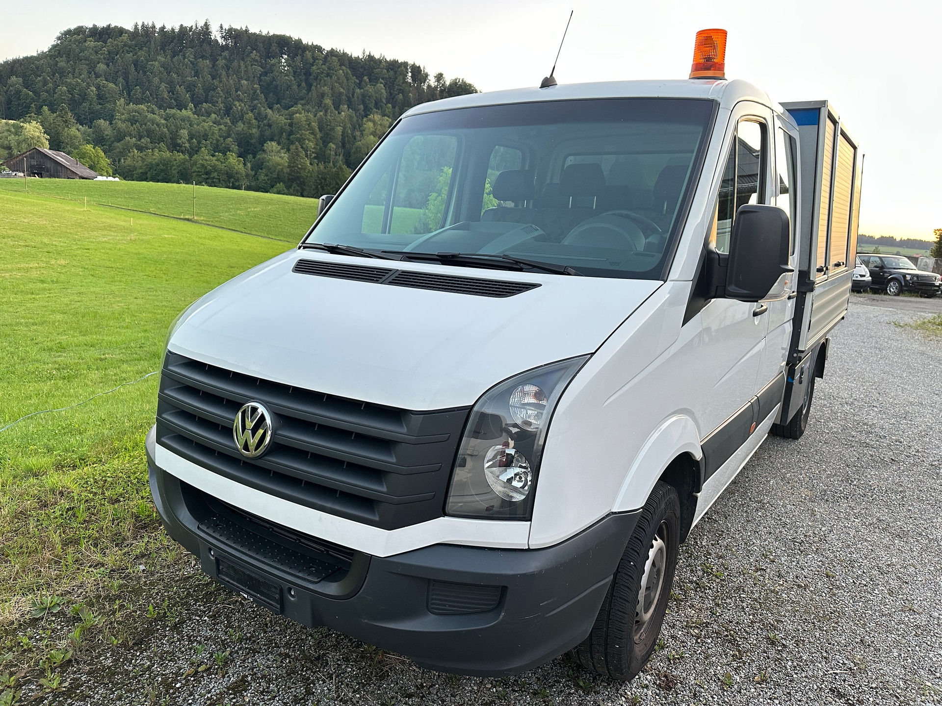 VW Crafter 35 2.0 TDI Entry Doppelkabine mit Spezialbau Kastenwagen-showroom-element-1