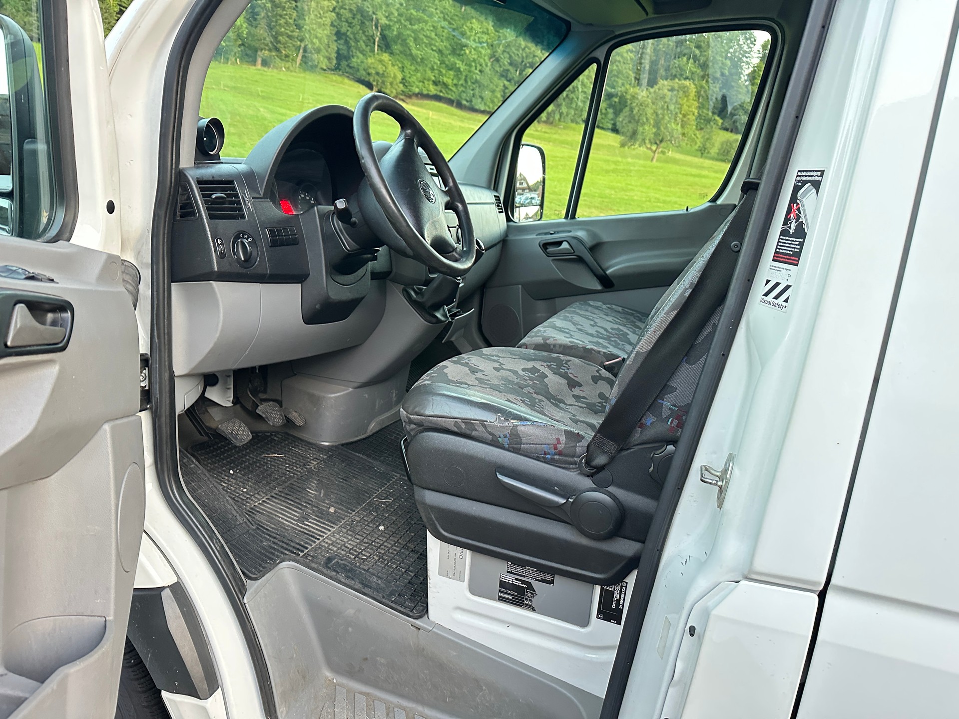 VW Crafter 35 2.0 TDI Entry Doppelkabine mit Spezialbau Kastenwagen-image-22