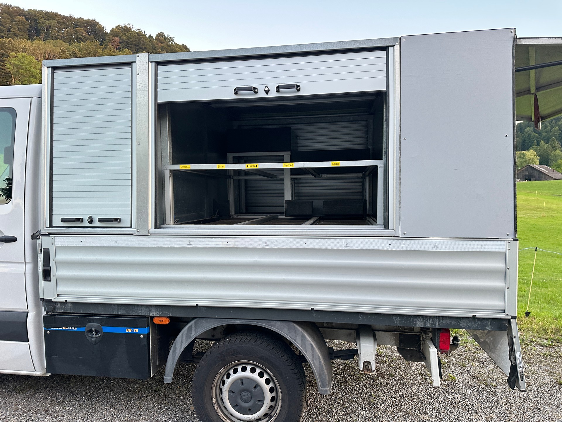 VW Crafter 35 2.0 TDI Entry Doppelkabine mit Spezialbau Kastenwagen-image-7