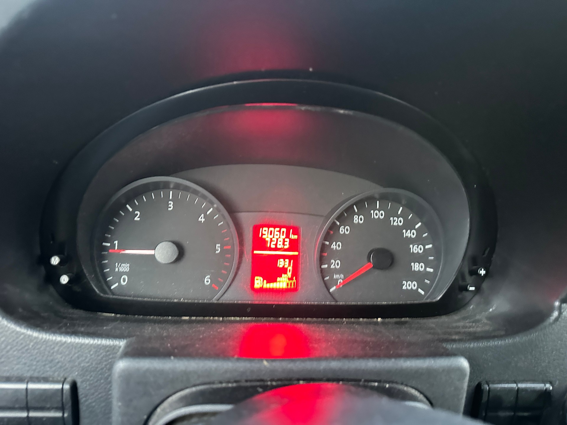 VW Crafter 35 2.0 TDI Entry Doppelkabine mit Spezialbau Kastenwagen-image-14