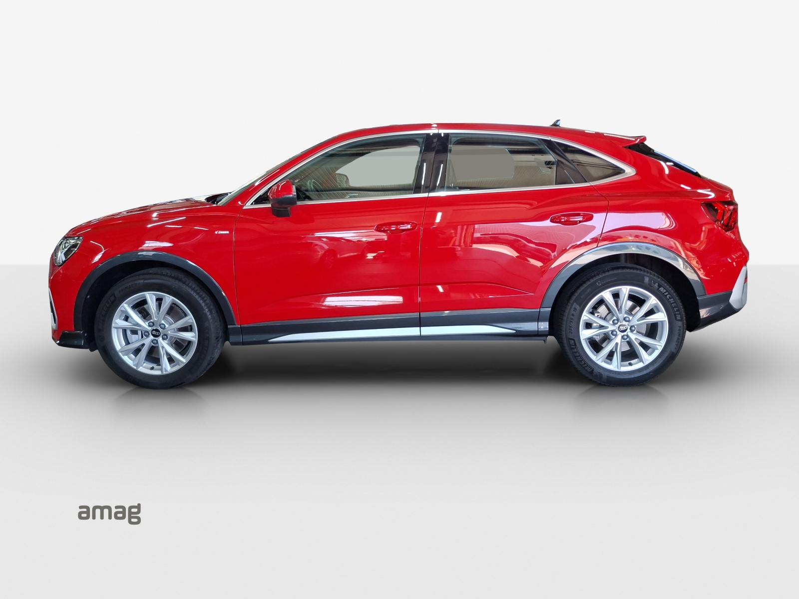 AUDI Q3 Sportback 40 TFSI S line quattro S-tronic-image-1