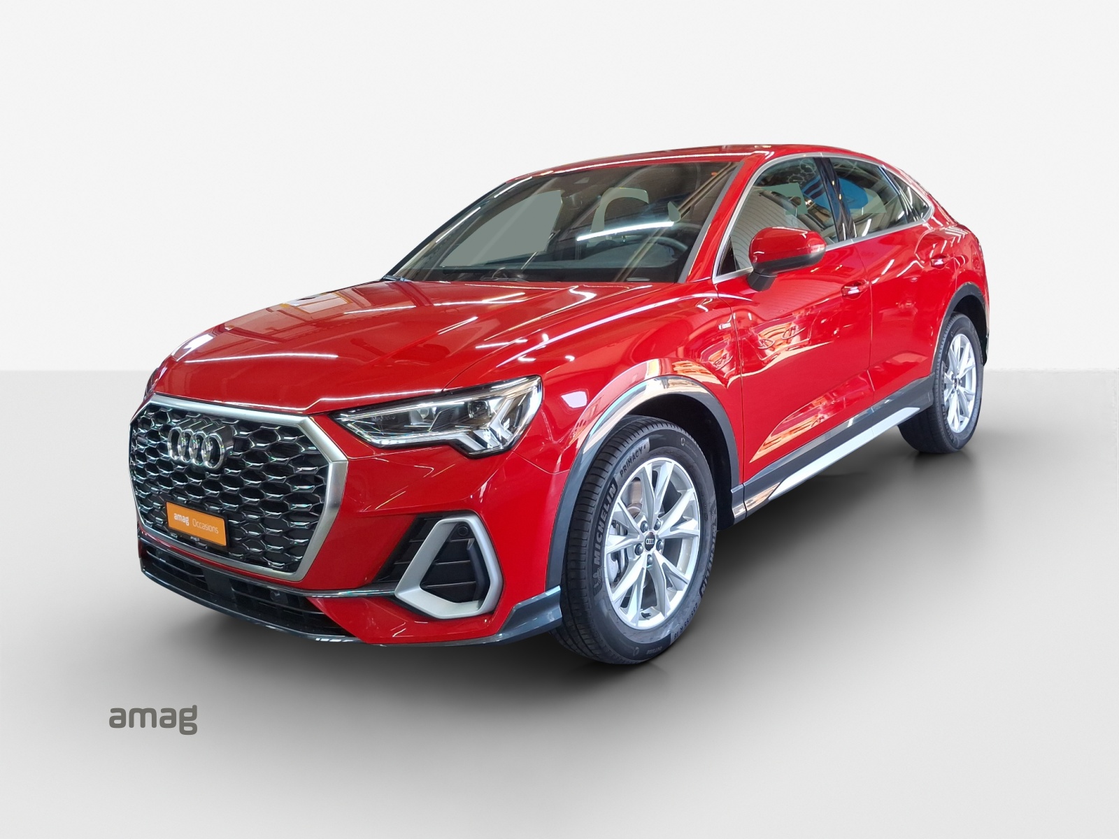 AUDI Q3 Sportback 40 TFSI S line quattro S-tronic-image-0