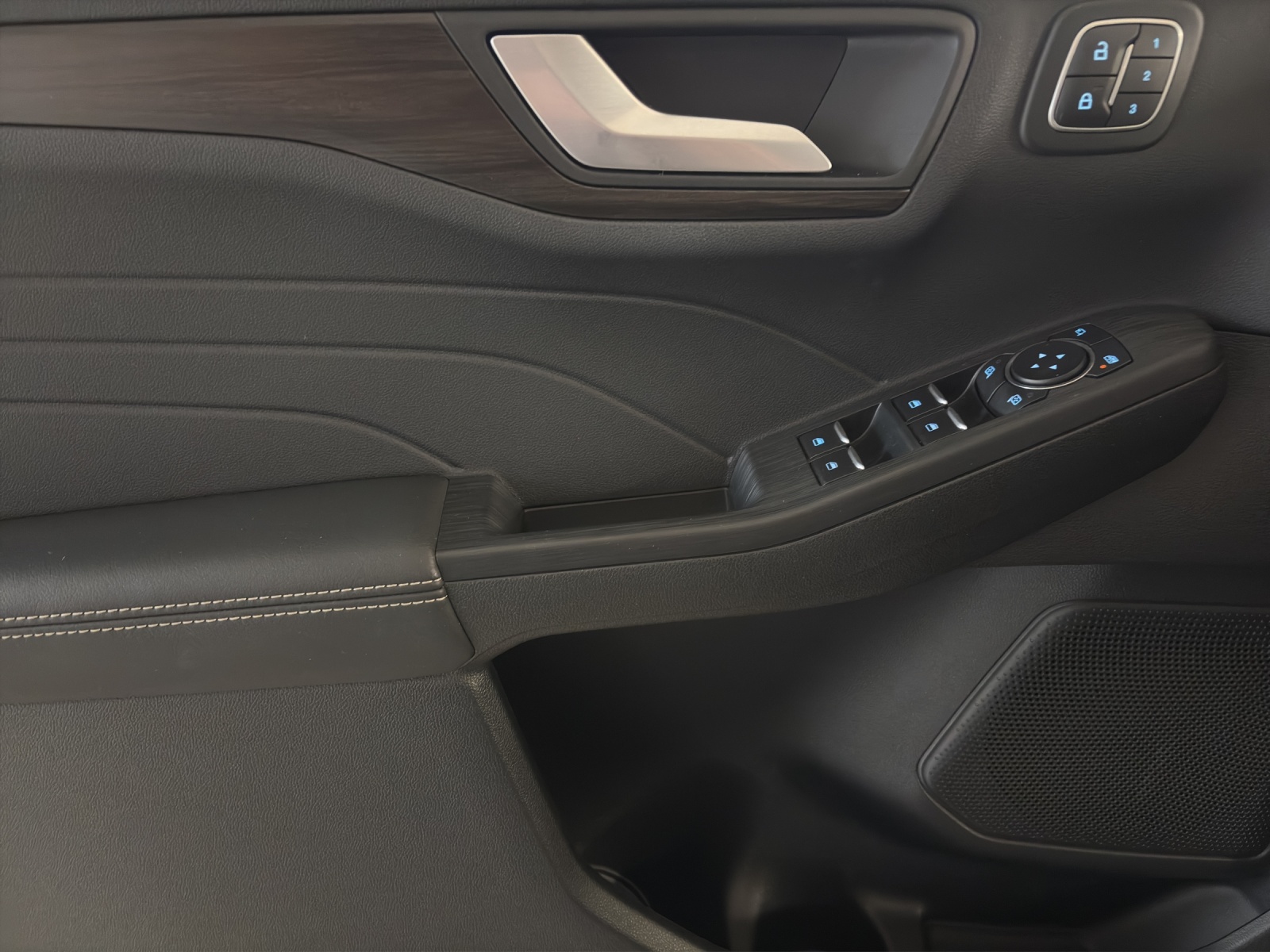 Image FORD KUGA Kuga 2.5 PHEV Vignale 2WD
