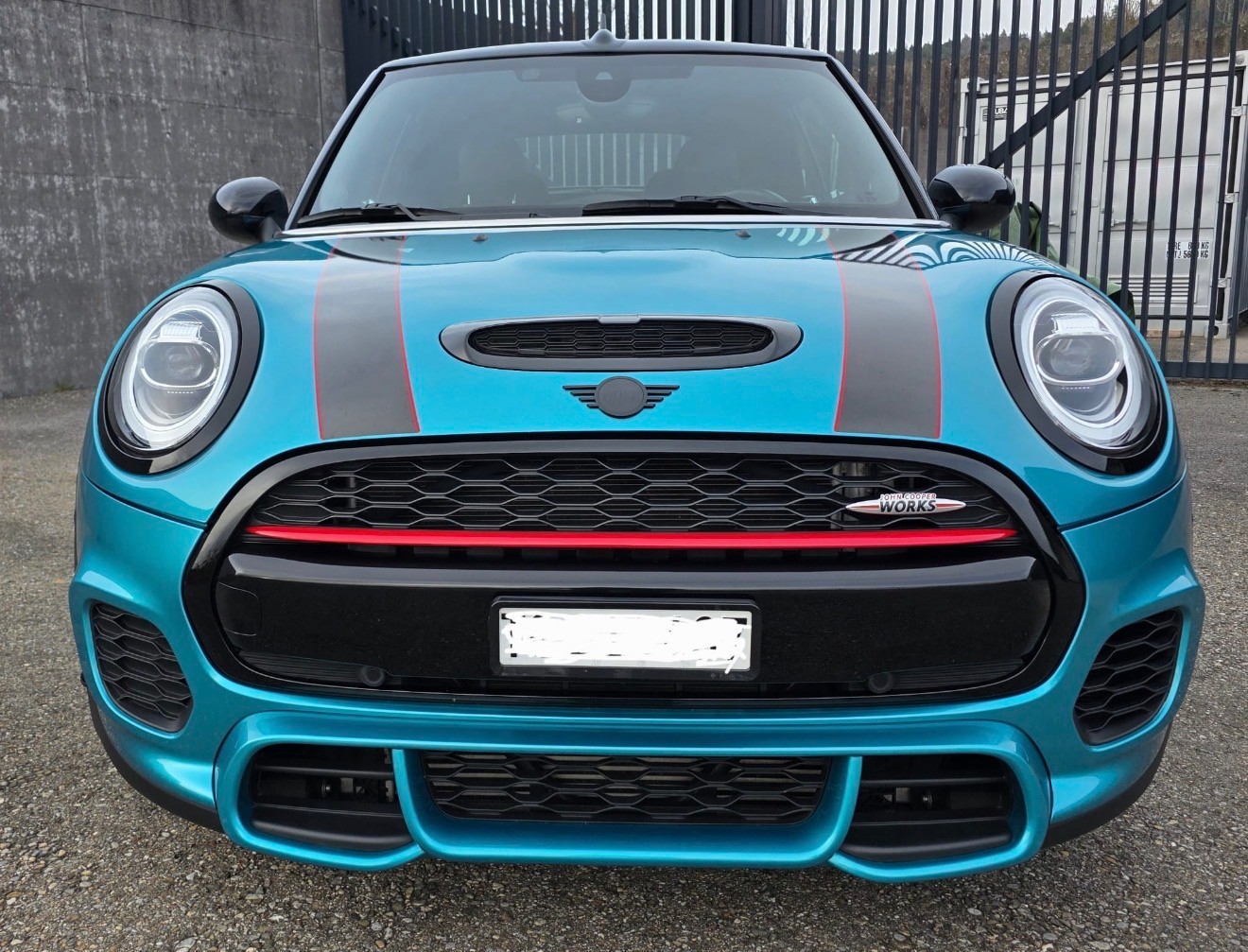 MINI Cooper John Cooper Works Cabriolet Steptronic-image-4