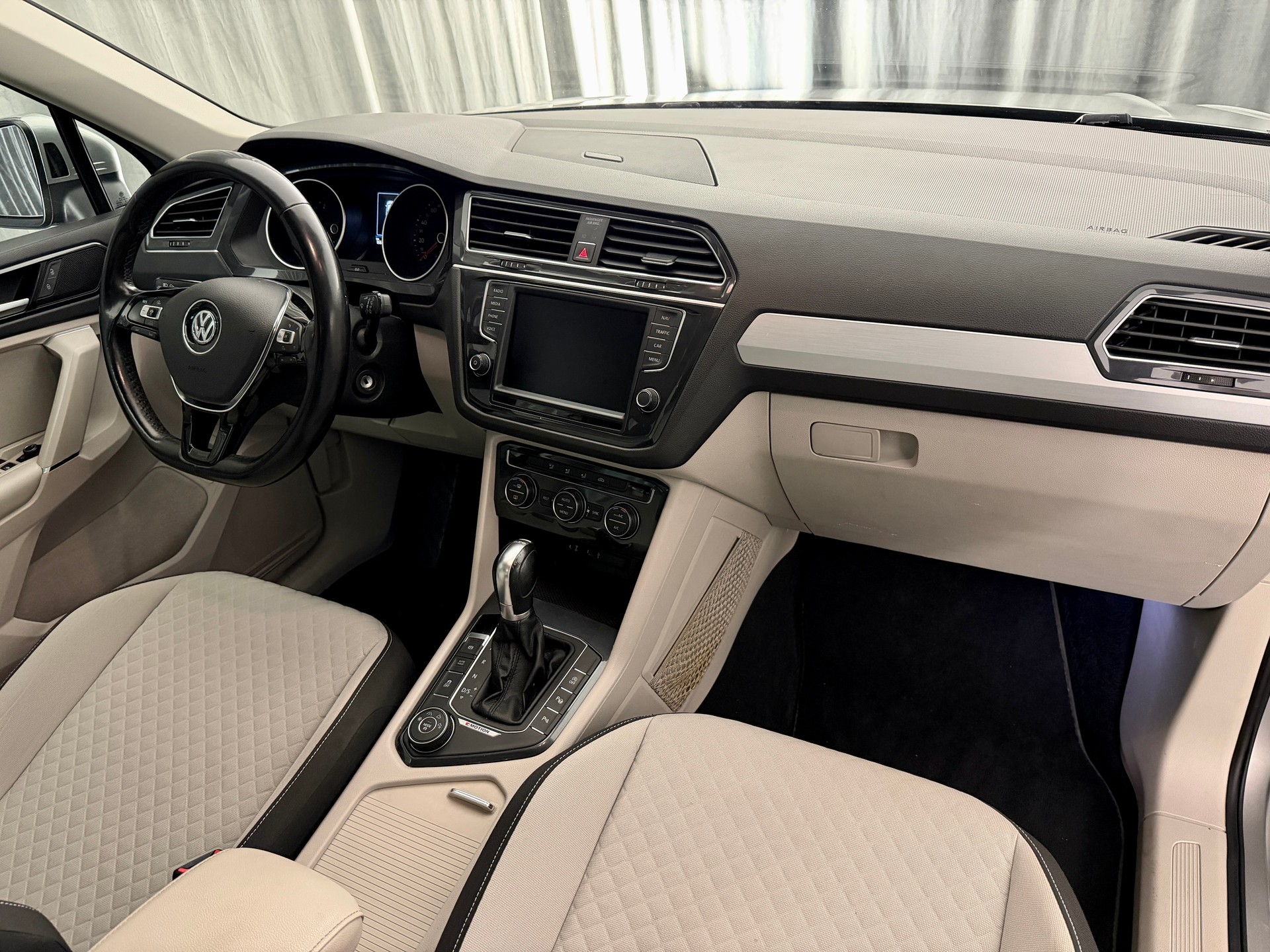 VW Tiguan 2.0 TDI SCR Highline4Motion DSG-image-6