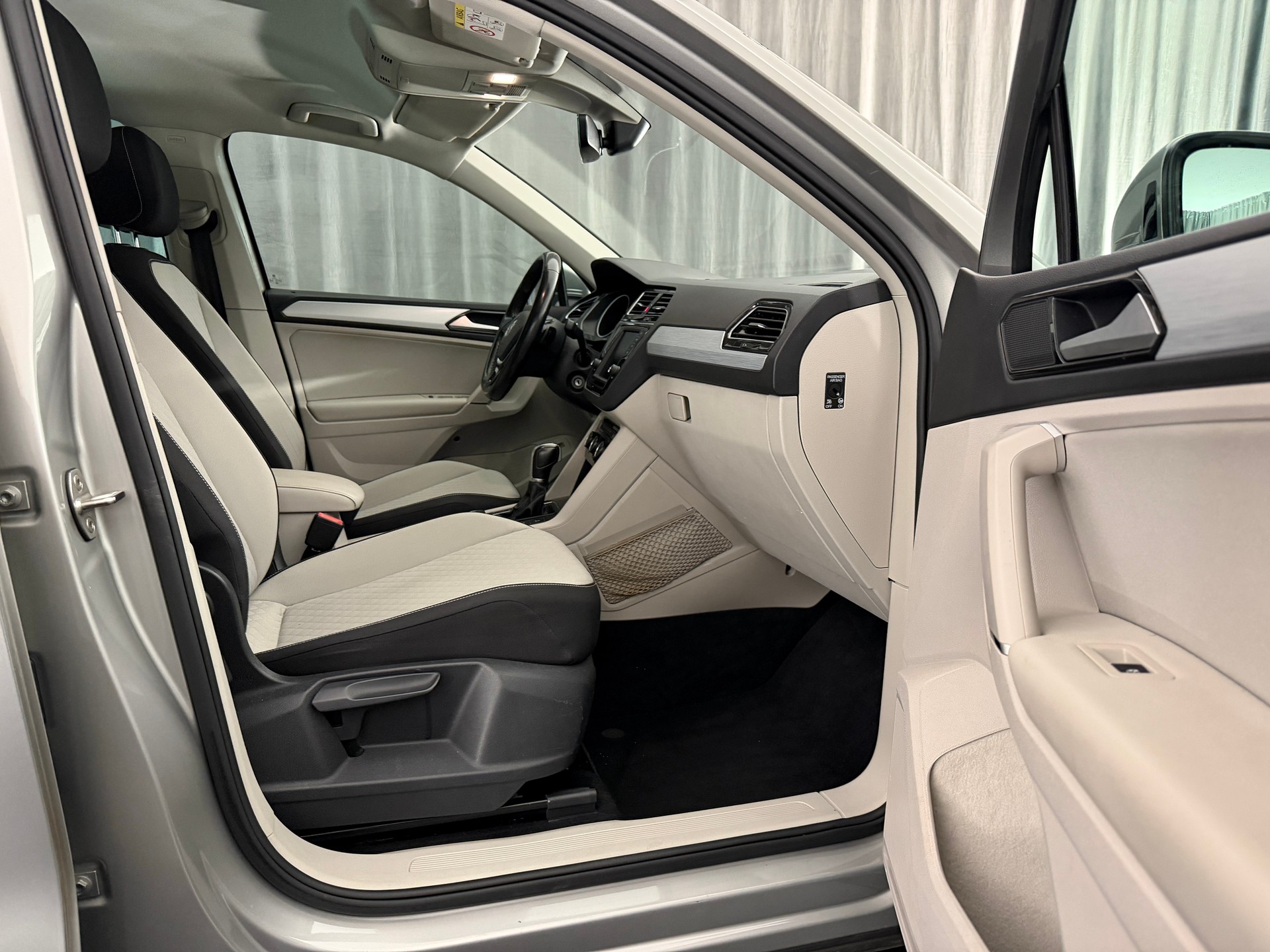 VW Tiguan 2.0 TDI SCR Highline4Motion DSG-image-5
