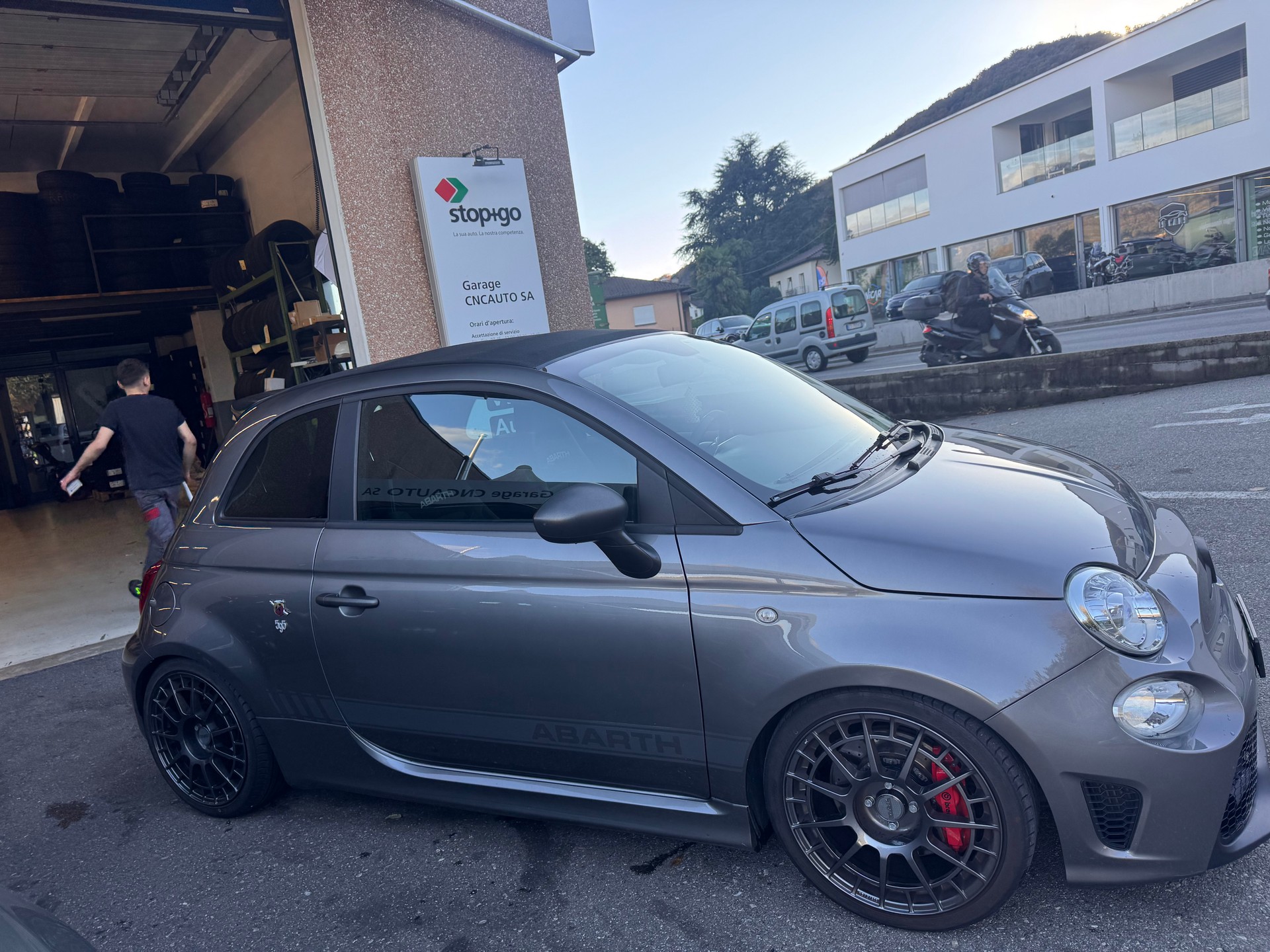 FIAT 595 1.4 16V Turbo Abarth Competizione Dualogic-image-3