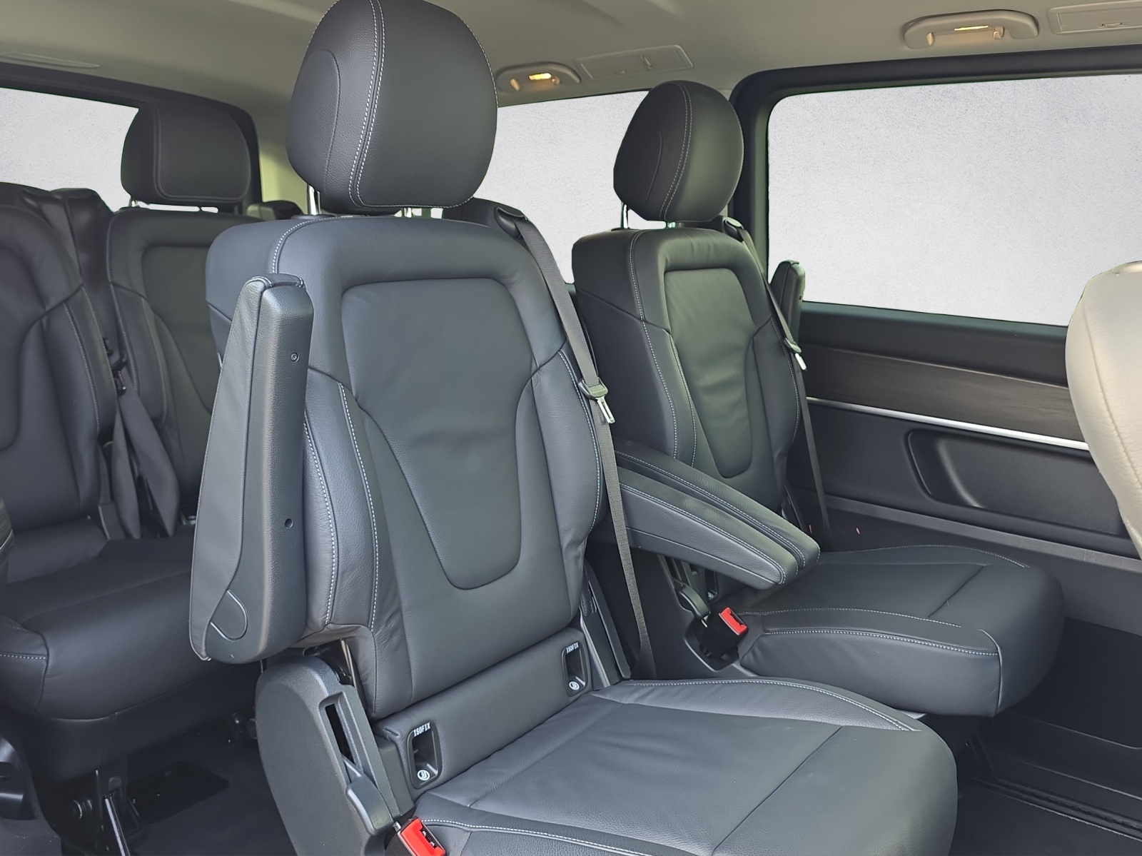 MERCEDES-BENZ V 250 d Avantgarde 4Matic Lang-image-9