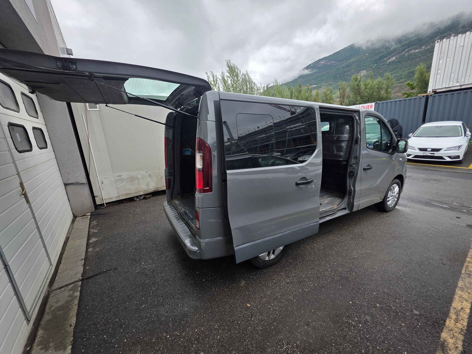 OPEL Vivaro 1.6 BiTurbo CDTI ecoFLEX 2.9t L1H1-image-7