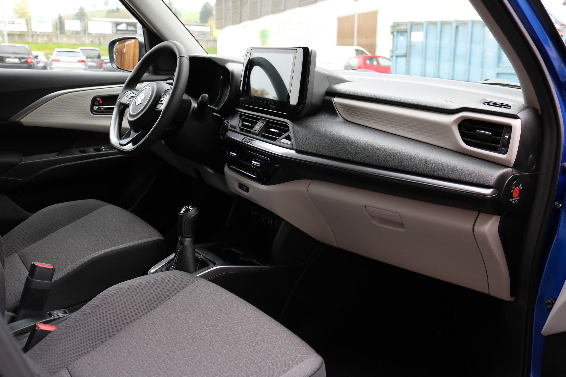SUZUKI Swift 1.2 1st Edition Top Hybrid 4x4 Tuning-image-7
