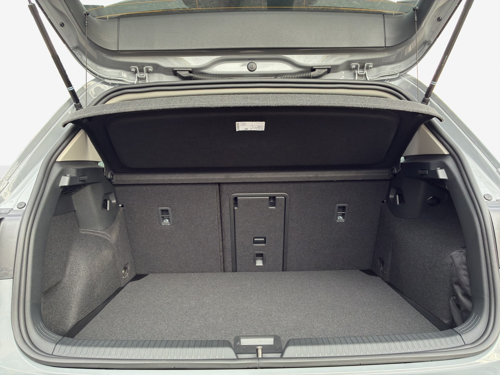 VW Golf 1.5 e TSI mHEV United DSG-image-12