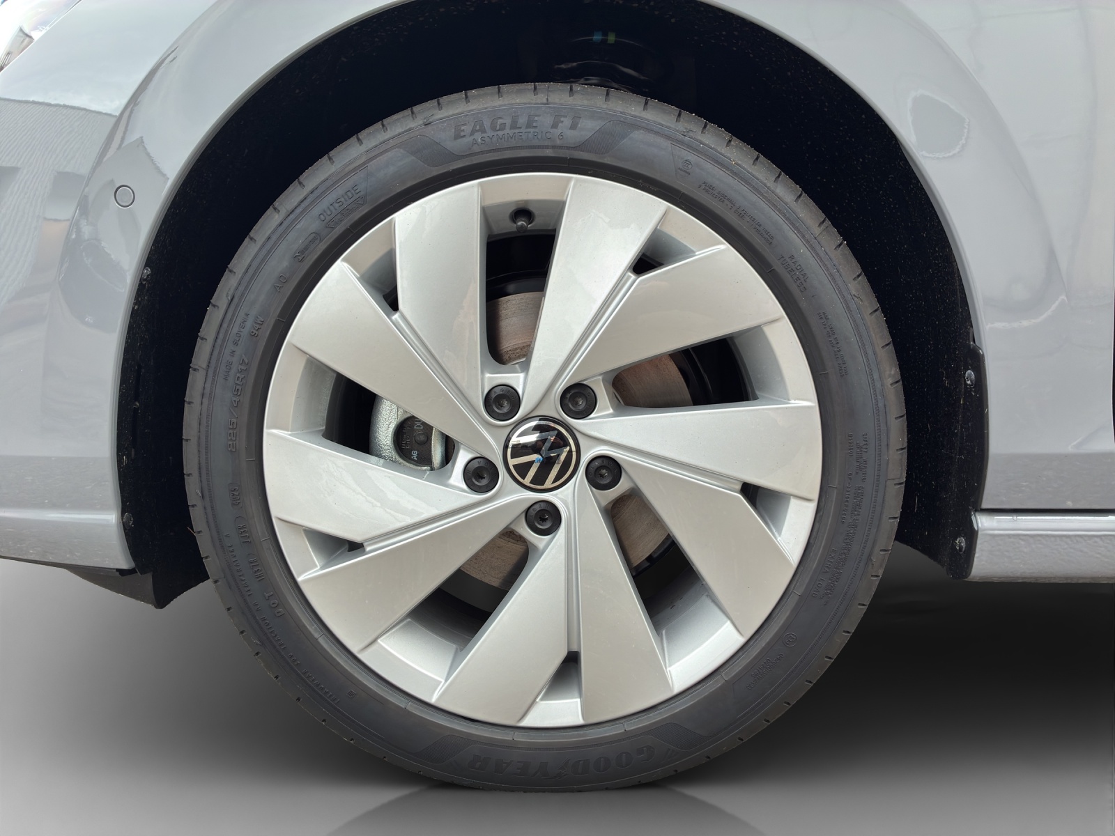 VW Golf 1.5 e TSI mHEV United DSG-image-13