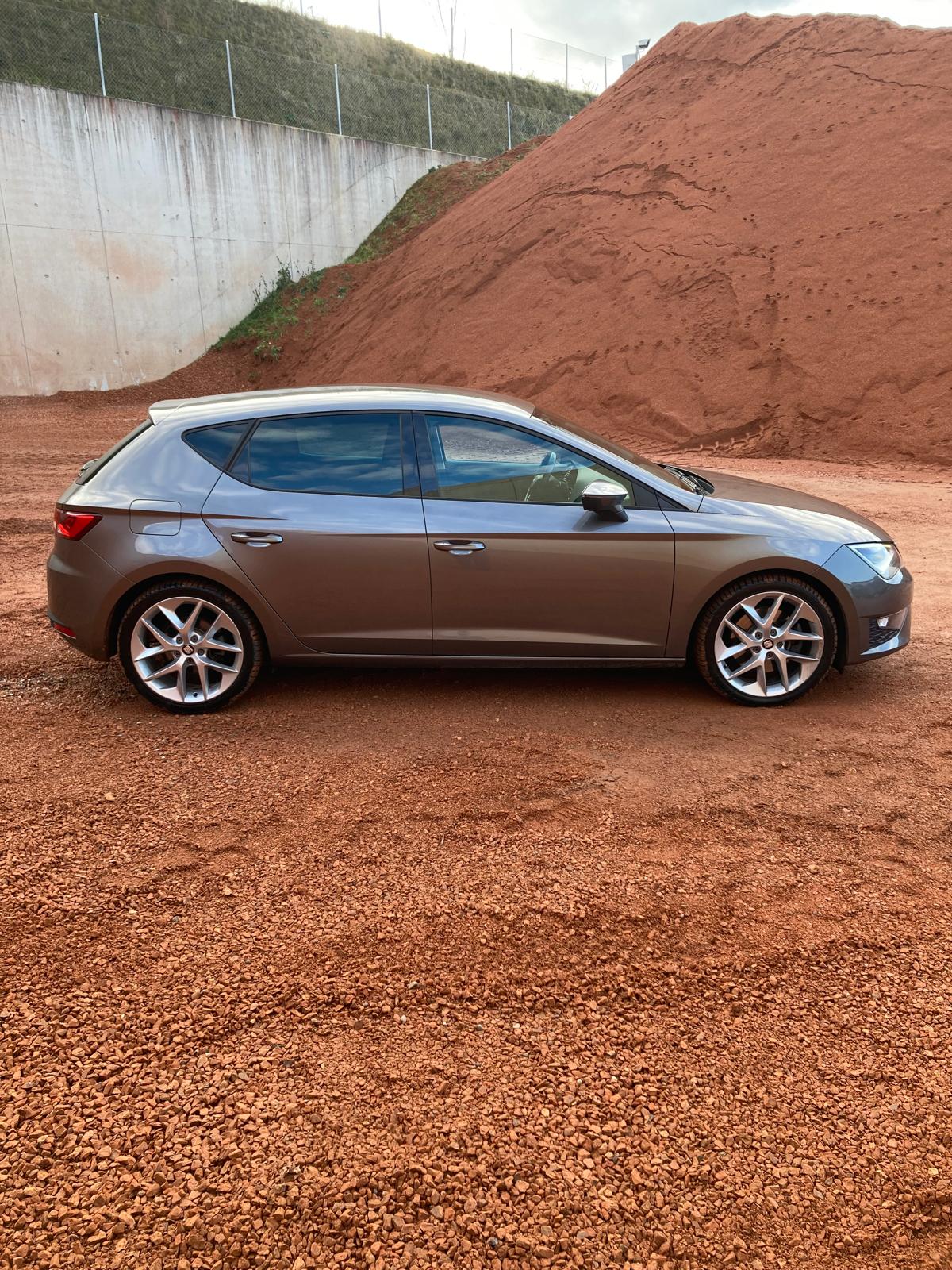 SEAT Leon 1.8 TSI FR Line DSG-image-4