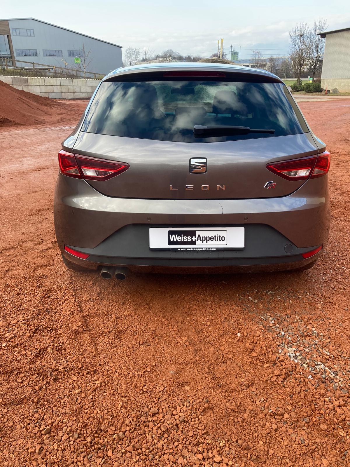 SEAT Leon 1.8 TSI FR Line DSG-image-3