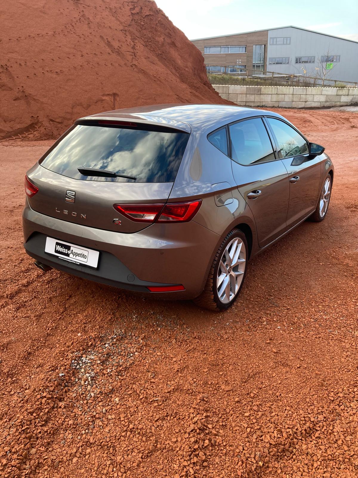 SEAT Leon 1.8 TSI FR Line DSG-image-10