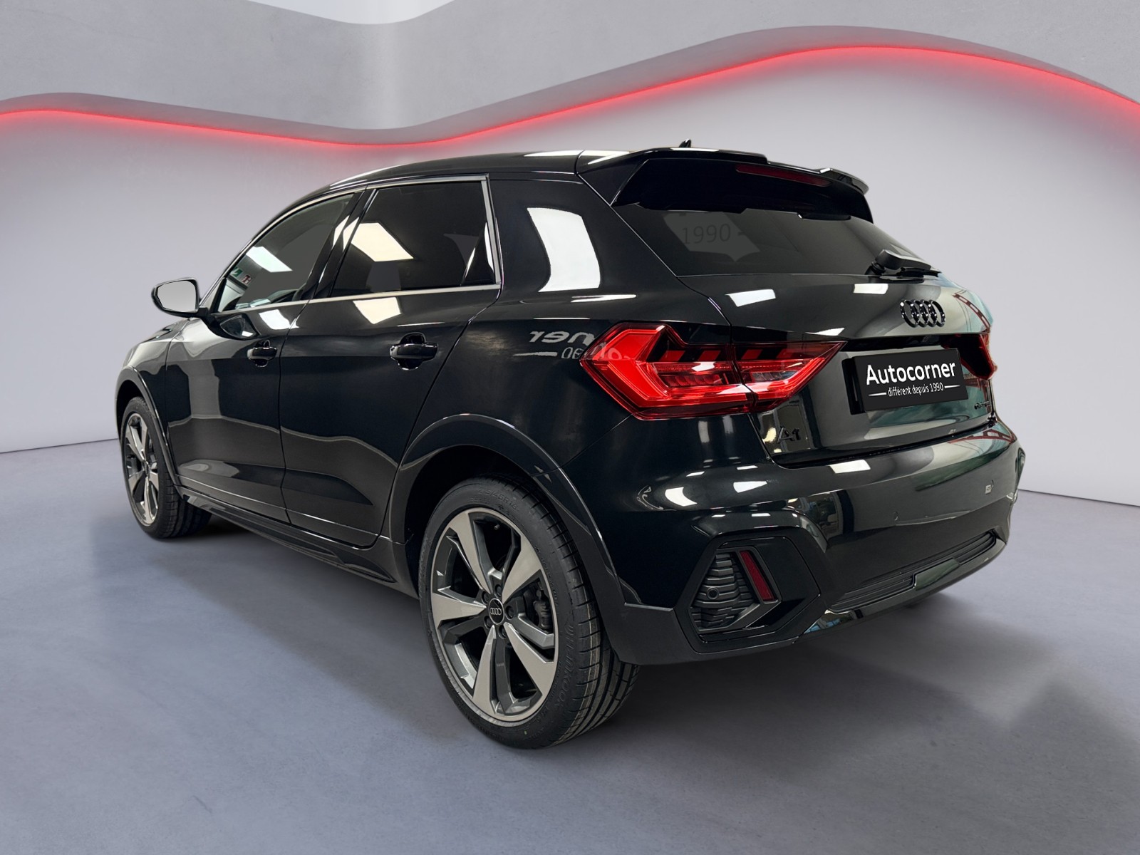 AUDI A1 Sportback 30 TFSI S Line Attraction S-tronic-image-2