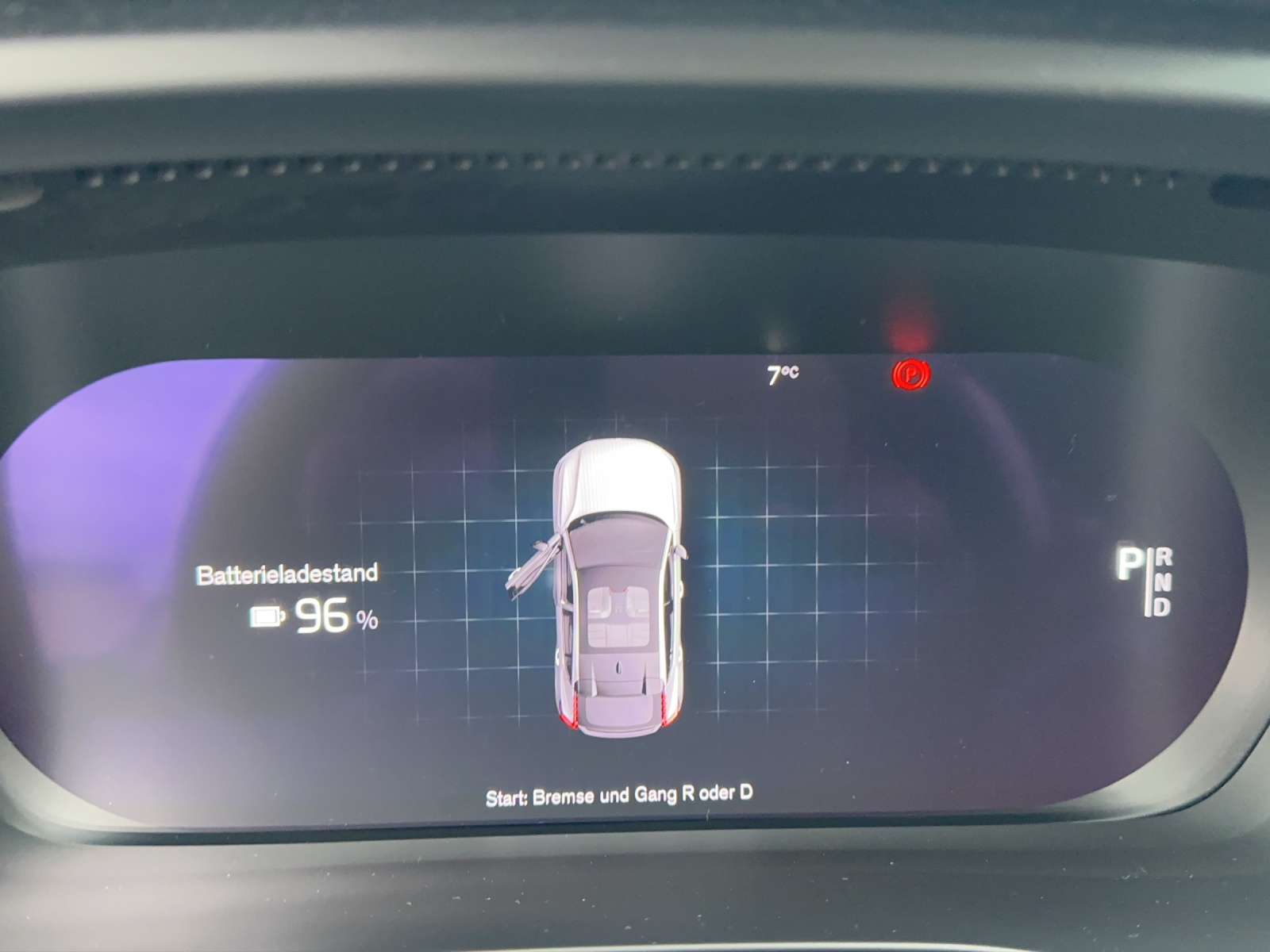 VOLVO C40 Recharge Twin-image-13