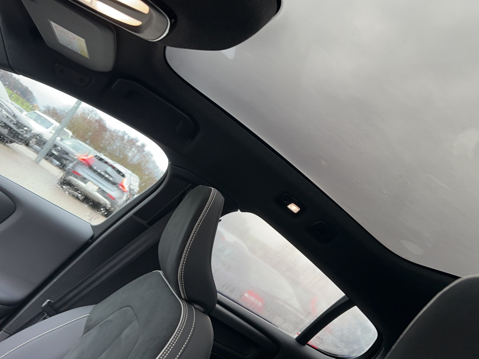 VOLVO C40 Recharge Twin-image-17