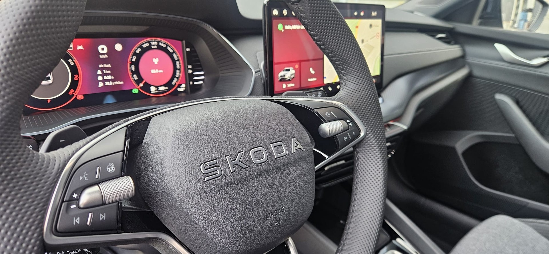 SKODA Octavia Combi 2.0 TSI DSG Dynamic 4x4-image-6