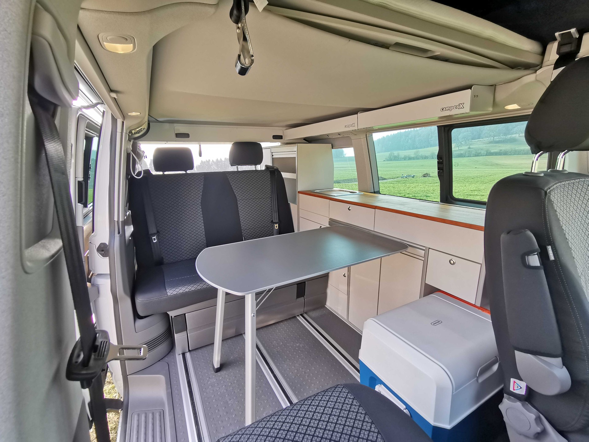 VW T6.1 California Beach Liberty Spirit 150PS TDI DSG-image-26