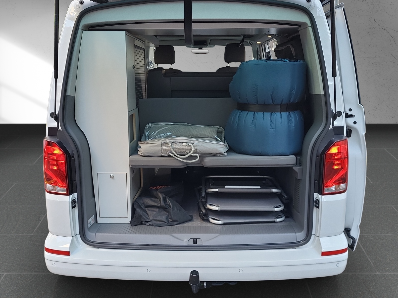 VW T6.1 California Beach Liberty Spirit 150PS TDI DSG-image-17