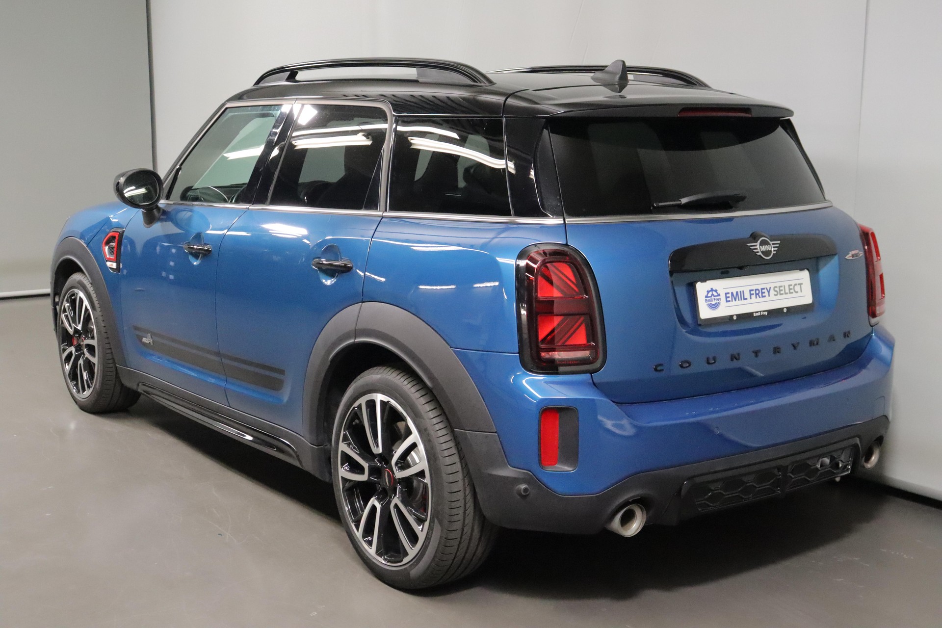 MINI Countryman F60 2.0i John Cooper Works ALL4-image-14