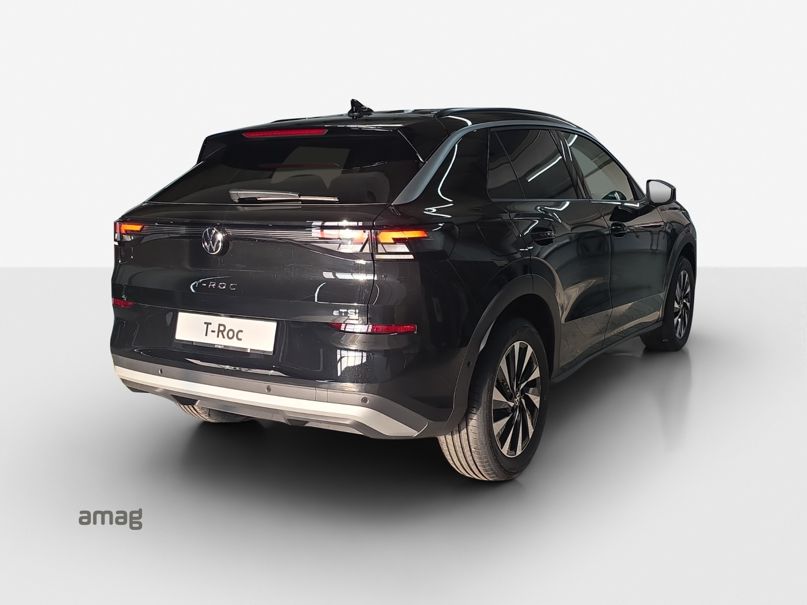 VW T-Roc 1.5 eTSI mHEV Life DSG-image-4