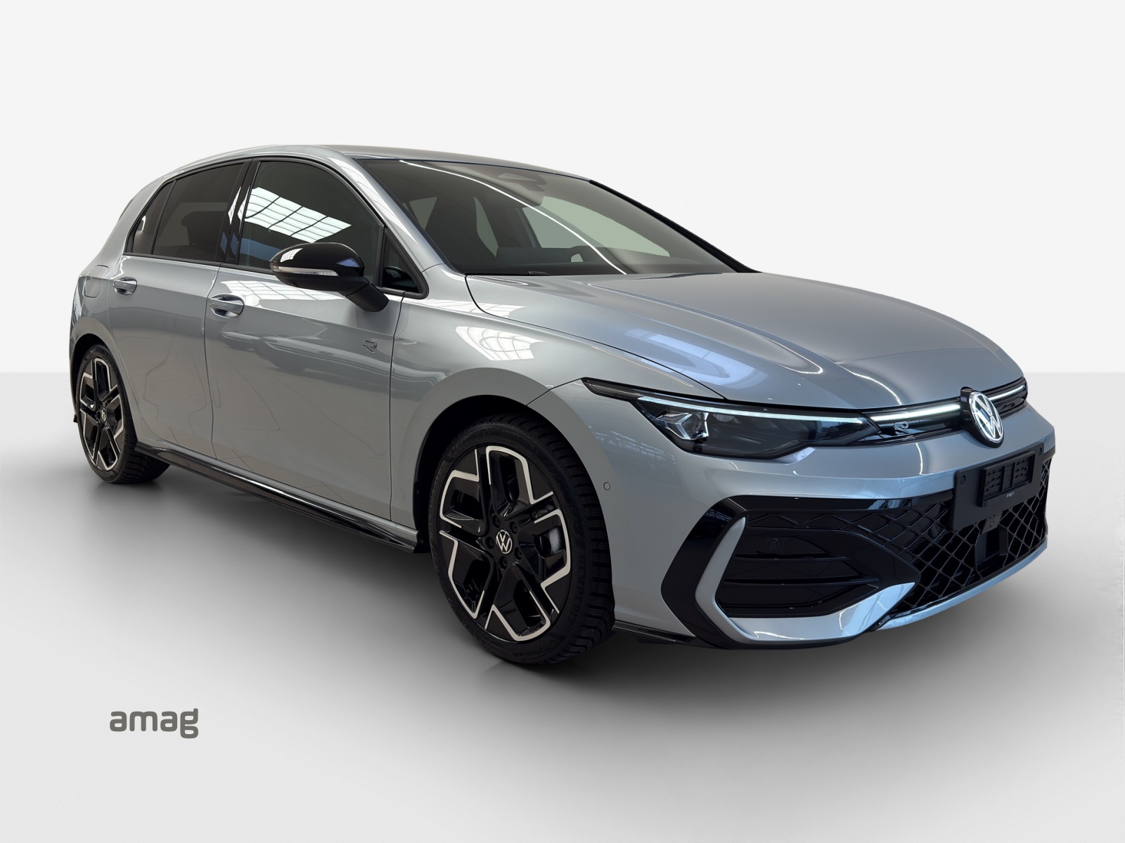 VW Golf 1.5 e TSI mHEV R-Line DSG-image-5