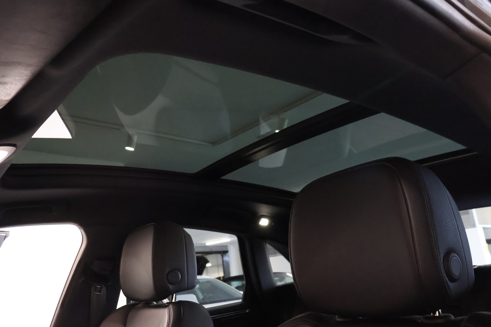 PORSCHE Macan S PDK-image-23