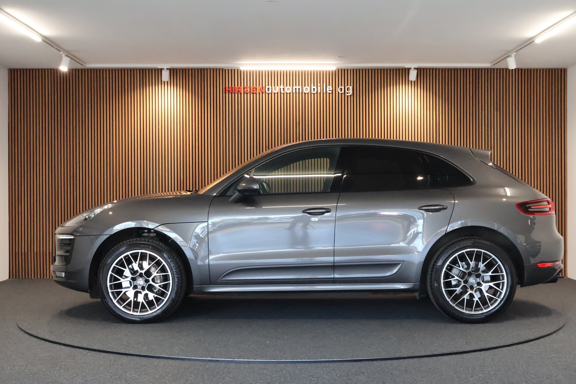 PORSCHE Macan S PDK-image-1