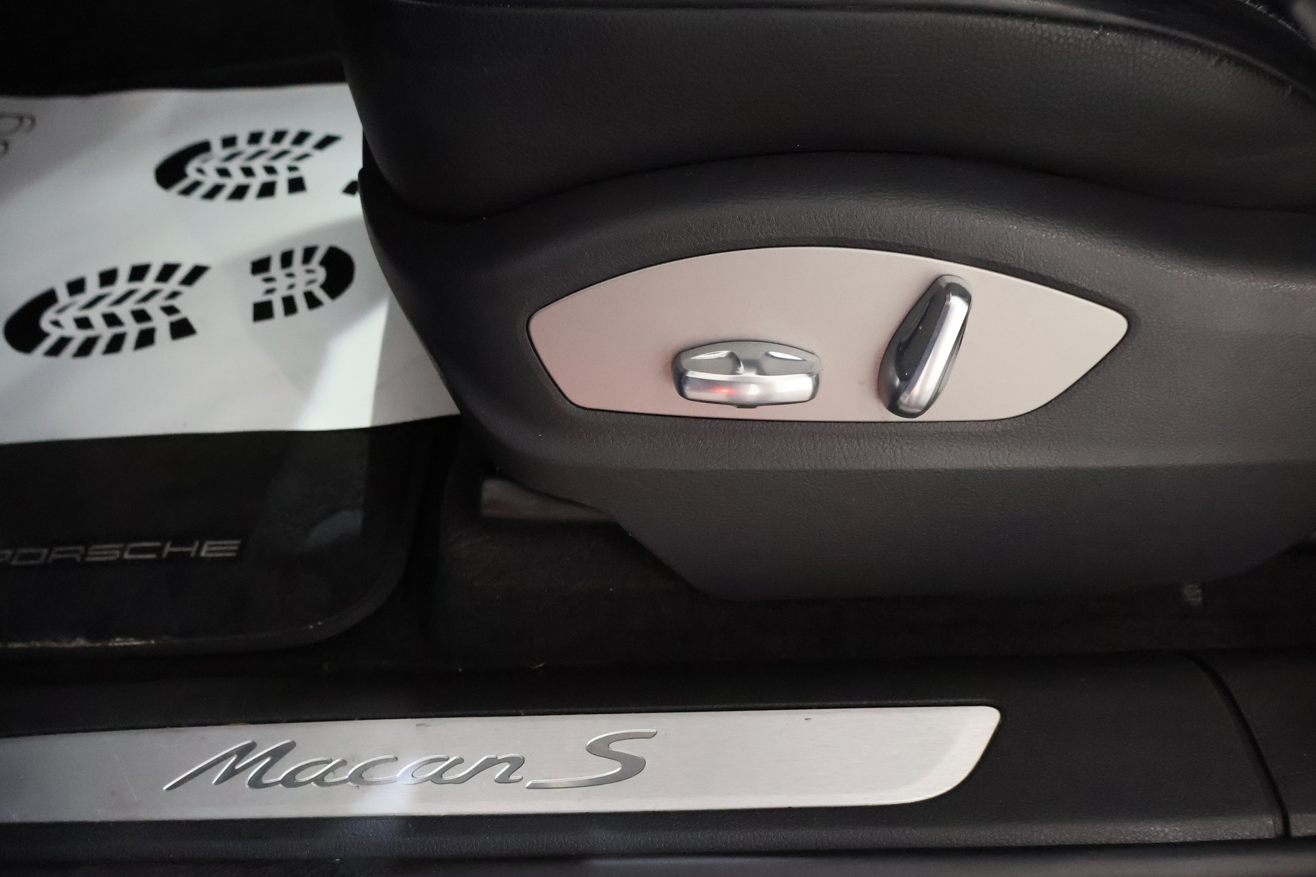 PORSCHE Macan S PDK-image-22