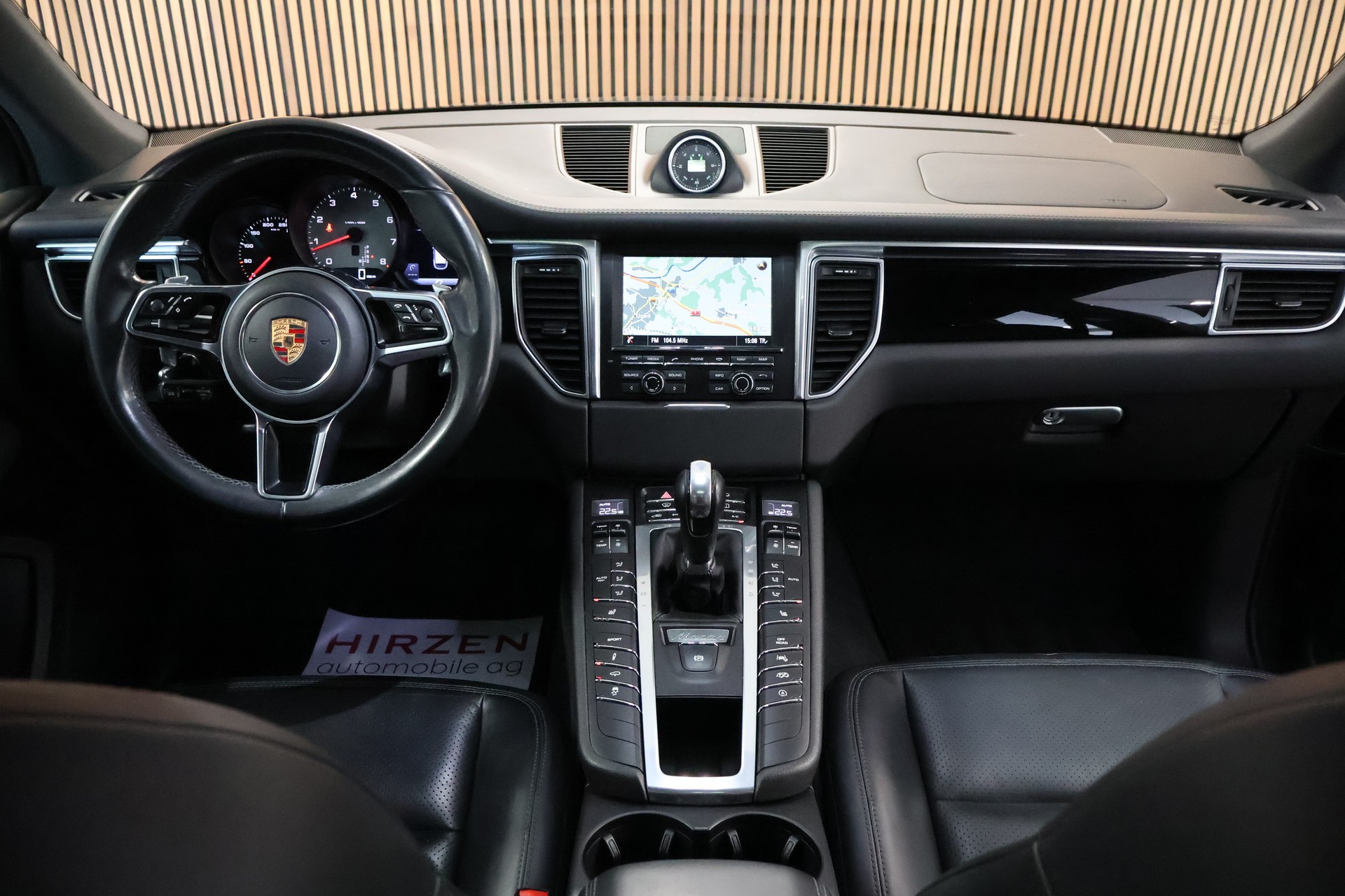 PORSCHE Macan S PDK-image-17