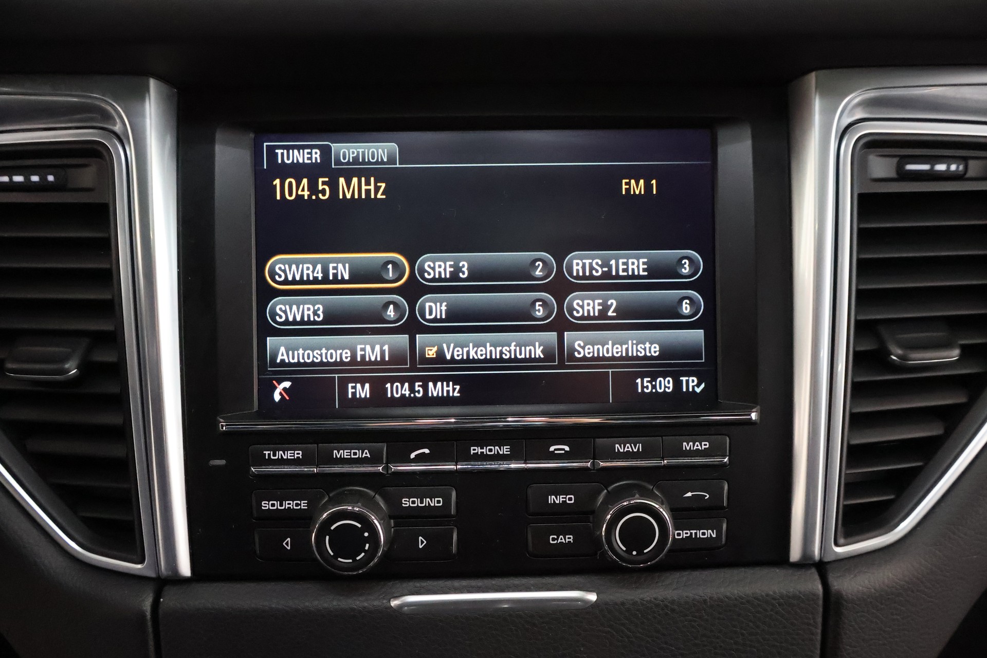 PORSCHE Macan S PDK-image-25