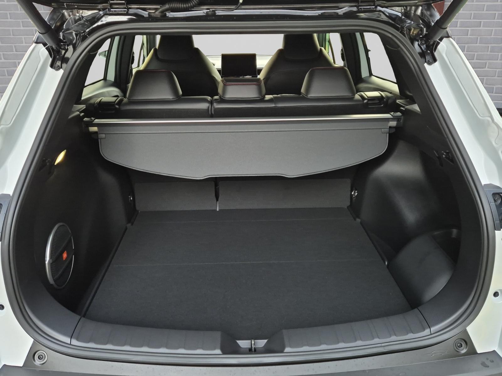 TOYOTA Corolla Cross 2.0 HSD GR Sport AWD-i-image-10