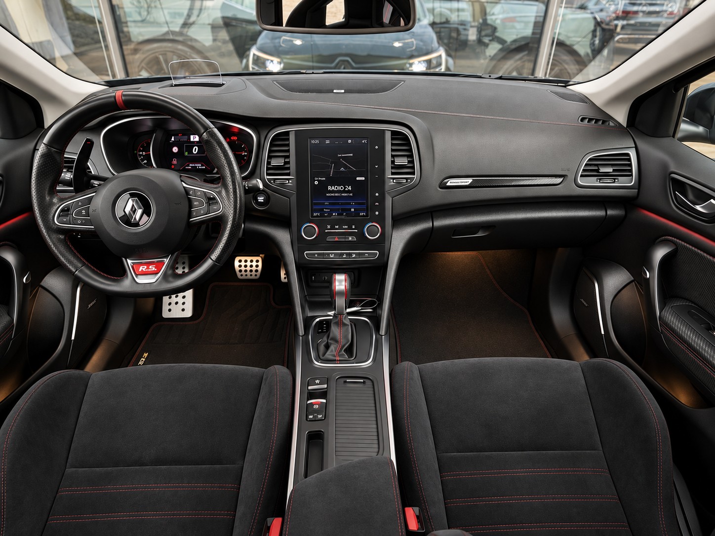 RENAULT Mégane Trophy 300 EDC-image-15