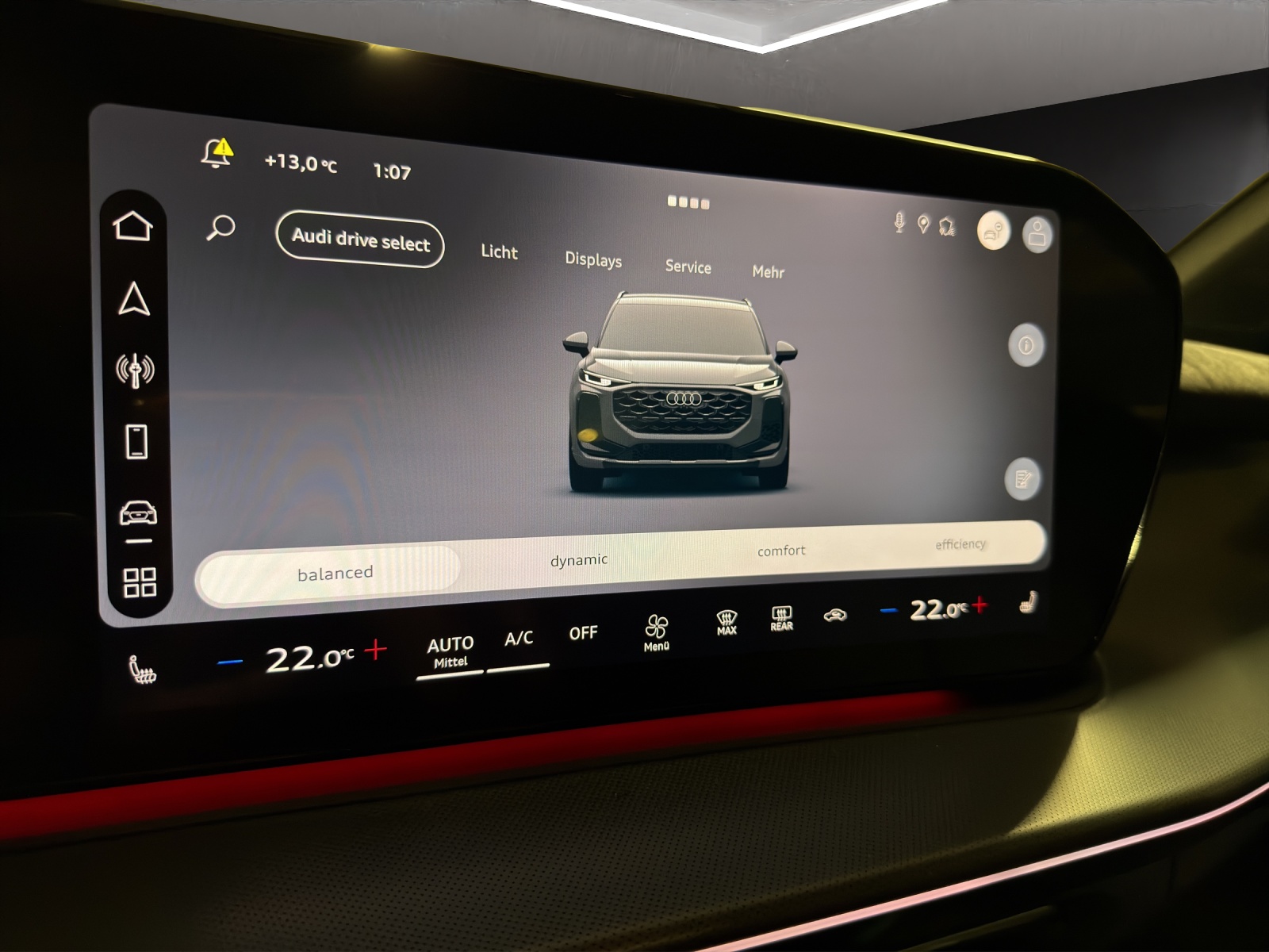 AUDI Q3 SUV 110 kW TFSI S tronic-image-26