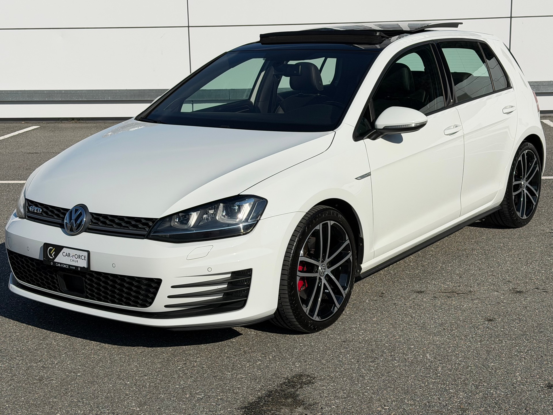 VW Golf 2.0 TDI GTD DSG-showroom-element-1