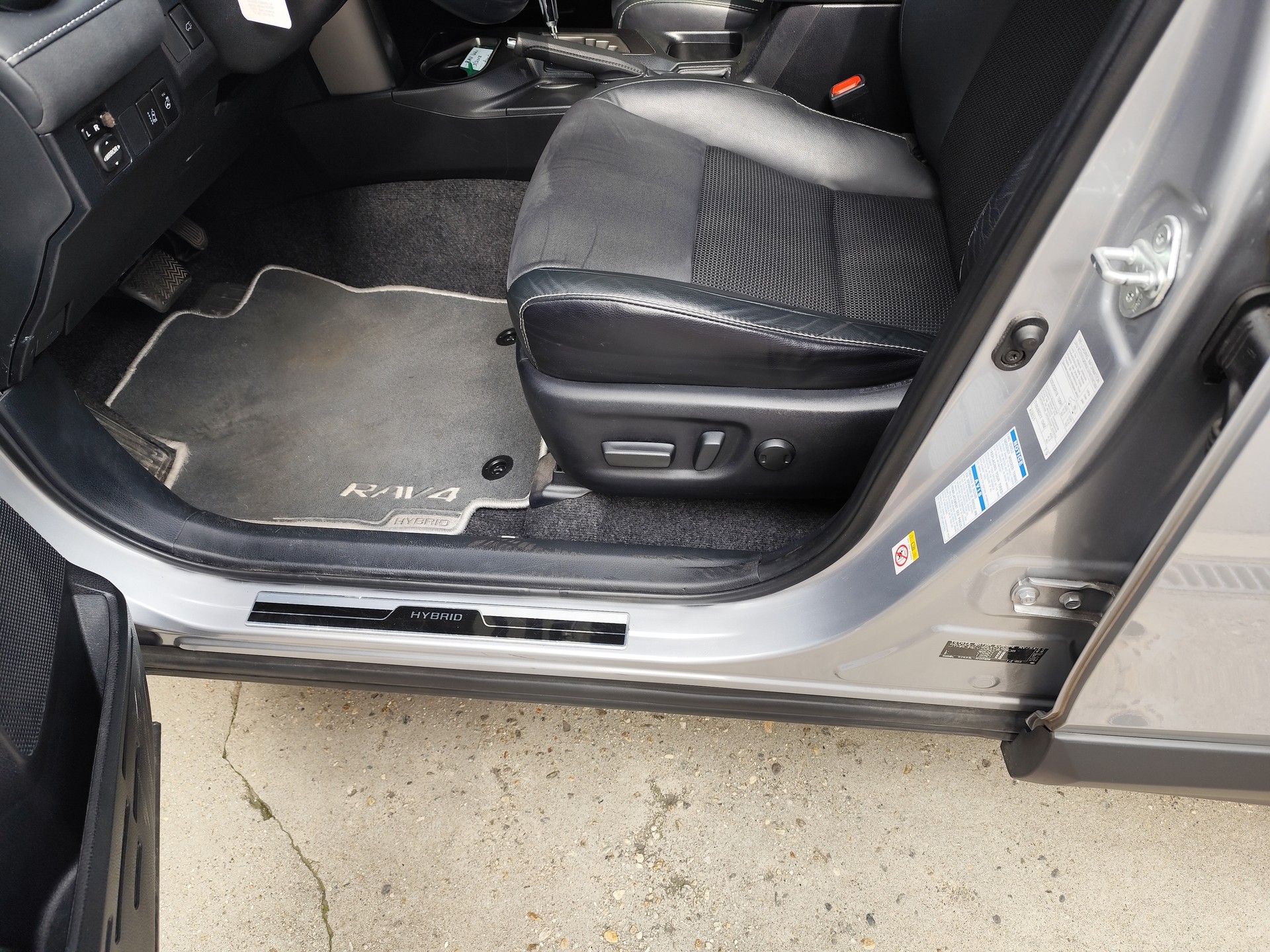 TOYOTA RAV-4 2.5 HSD Style e-CVT-image-6